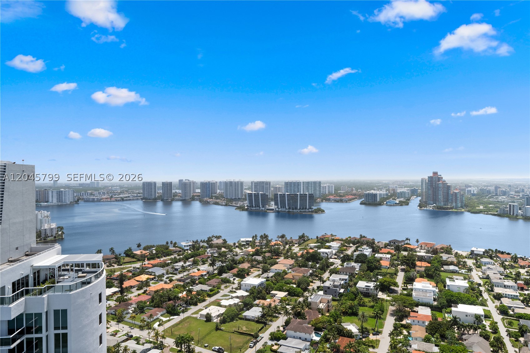 image Residences by Armani Casa19