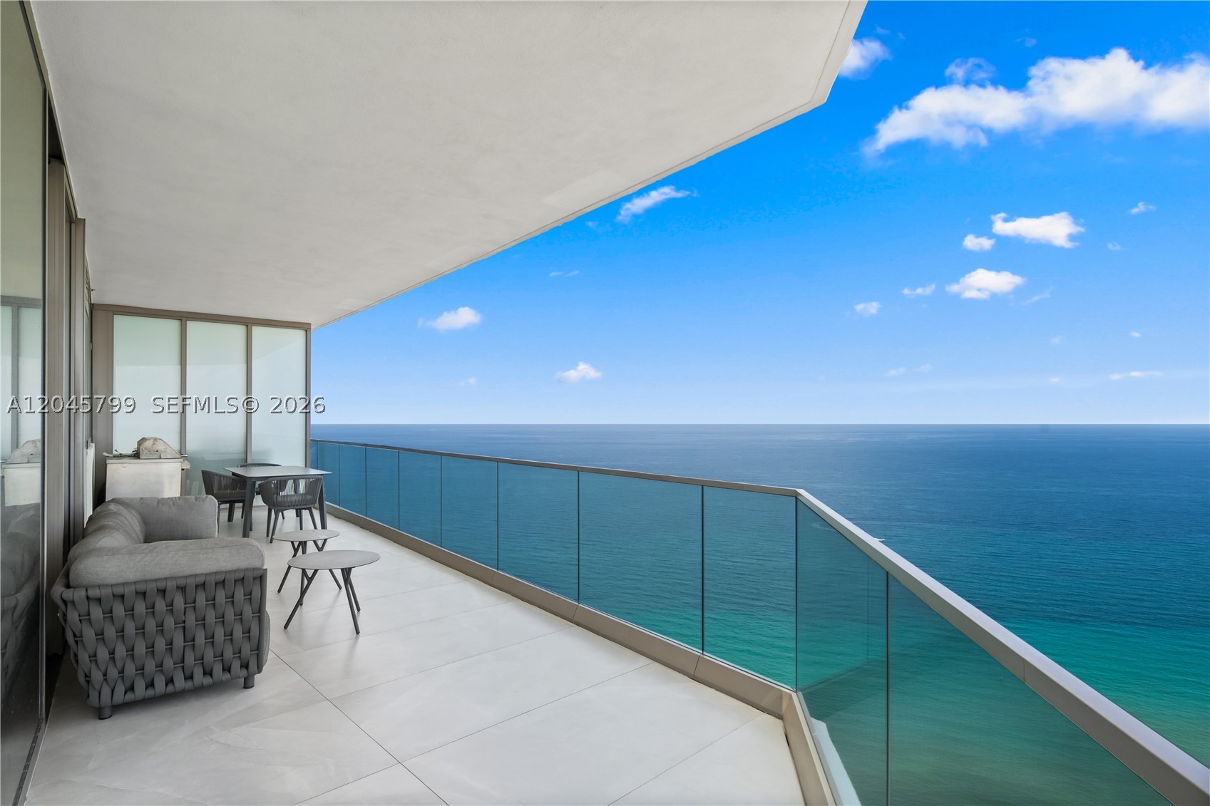 image Residences by Armani Casa3