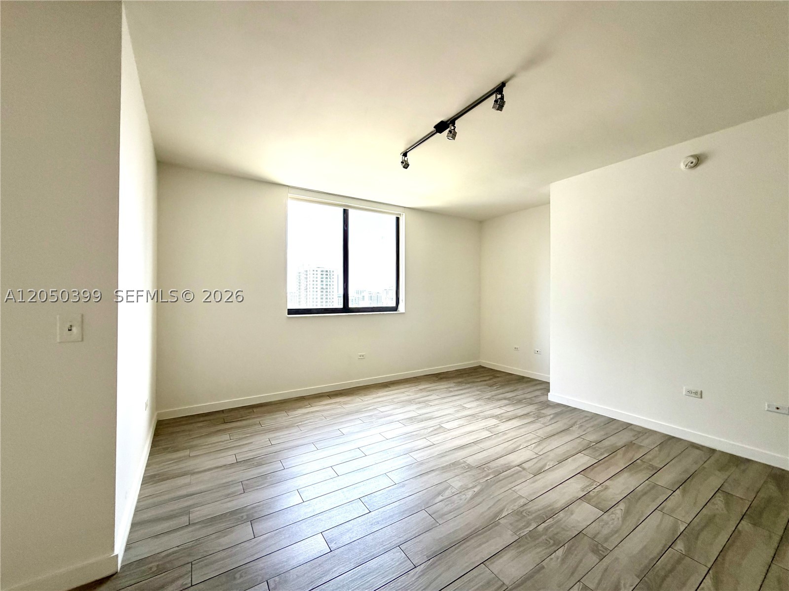 image Nine at Mary Brickell Village13