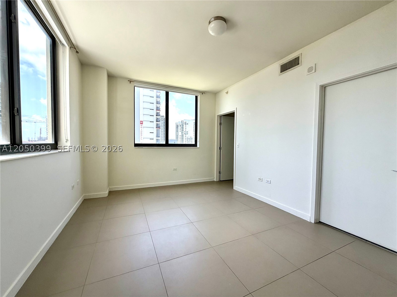 image Nine at Mary Brickell Village22