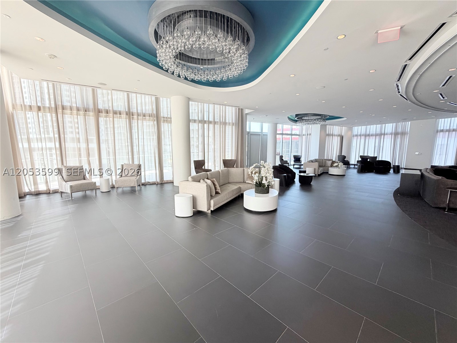 image Paramount Miami Worldcenter65