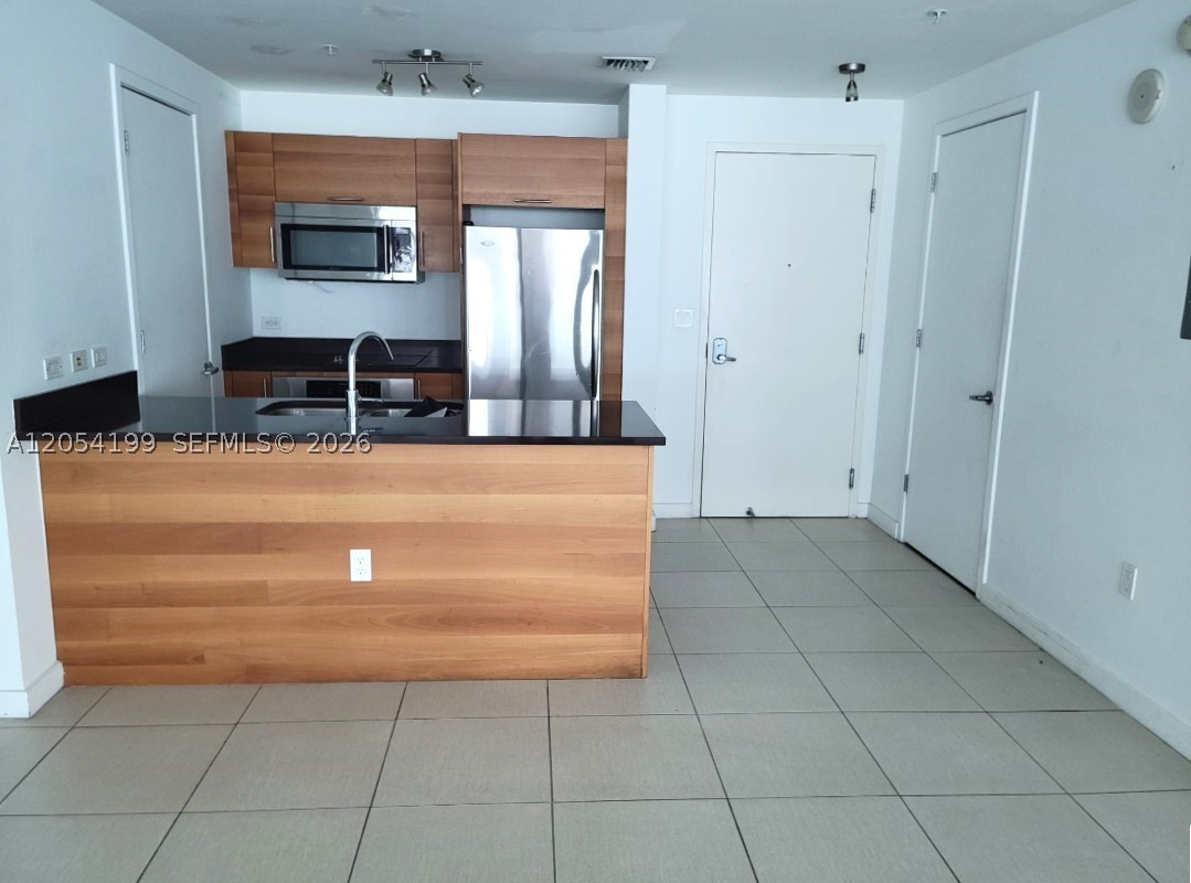 image 4 Midtown5