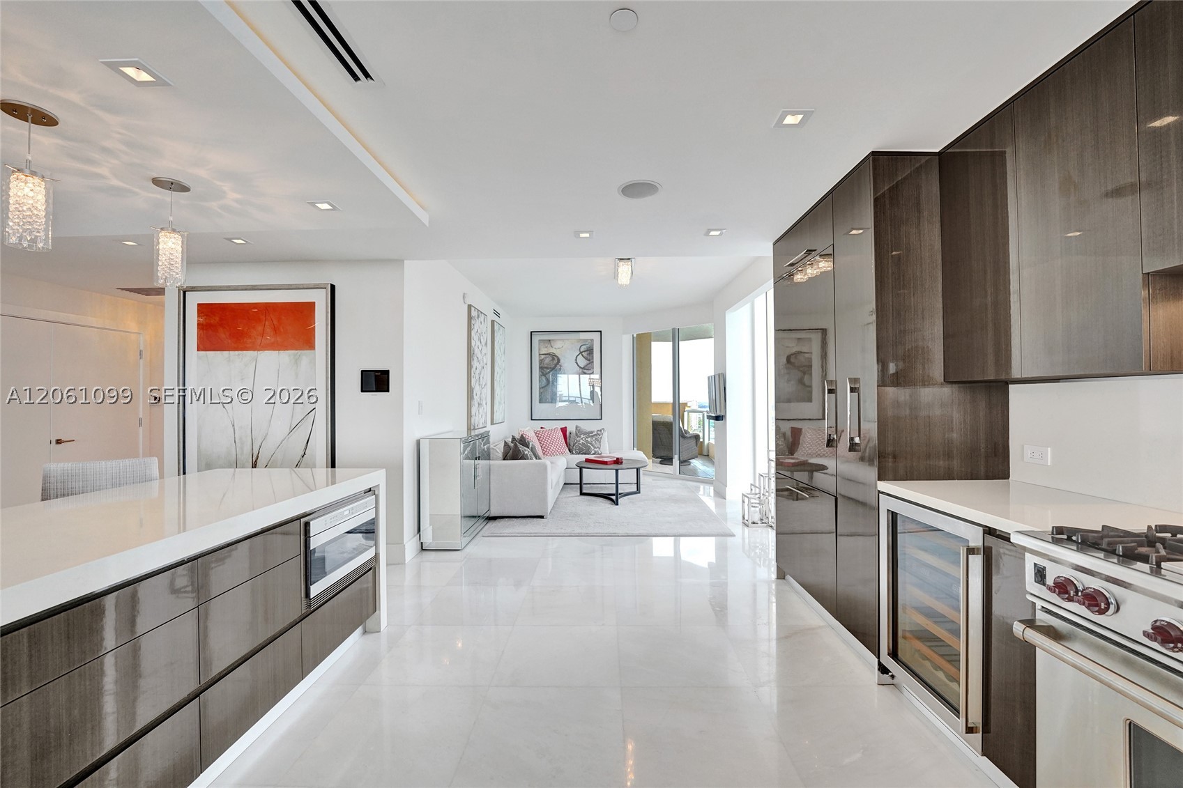 image Acqualina Residences13