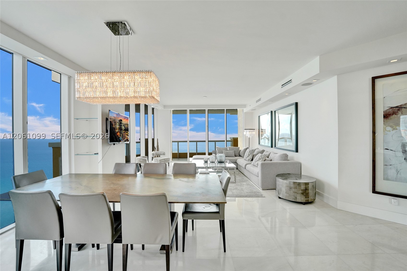 image Acqualina Residences17