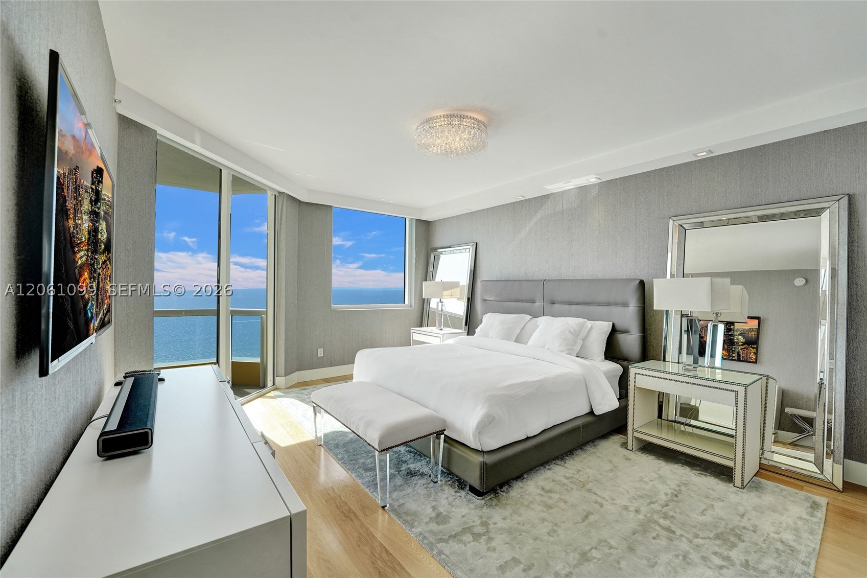 image Acqualina Residences32