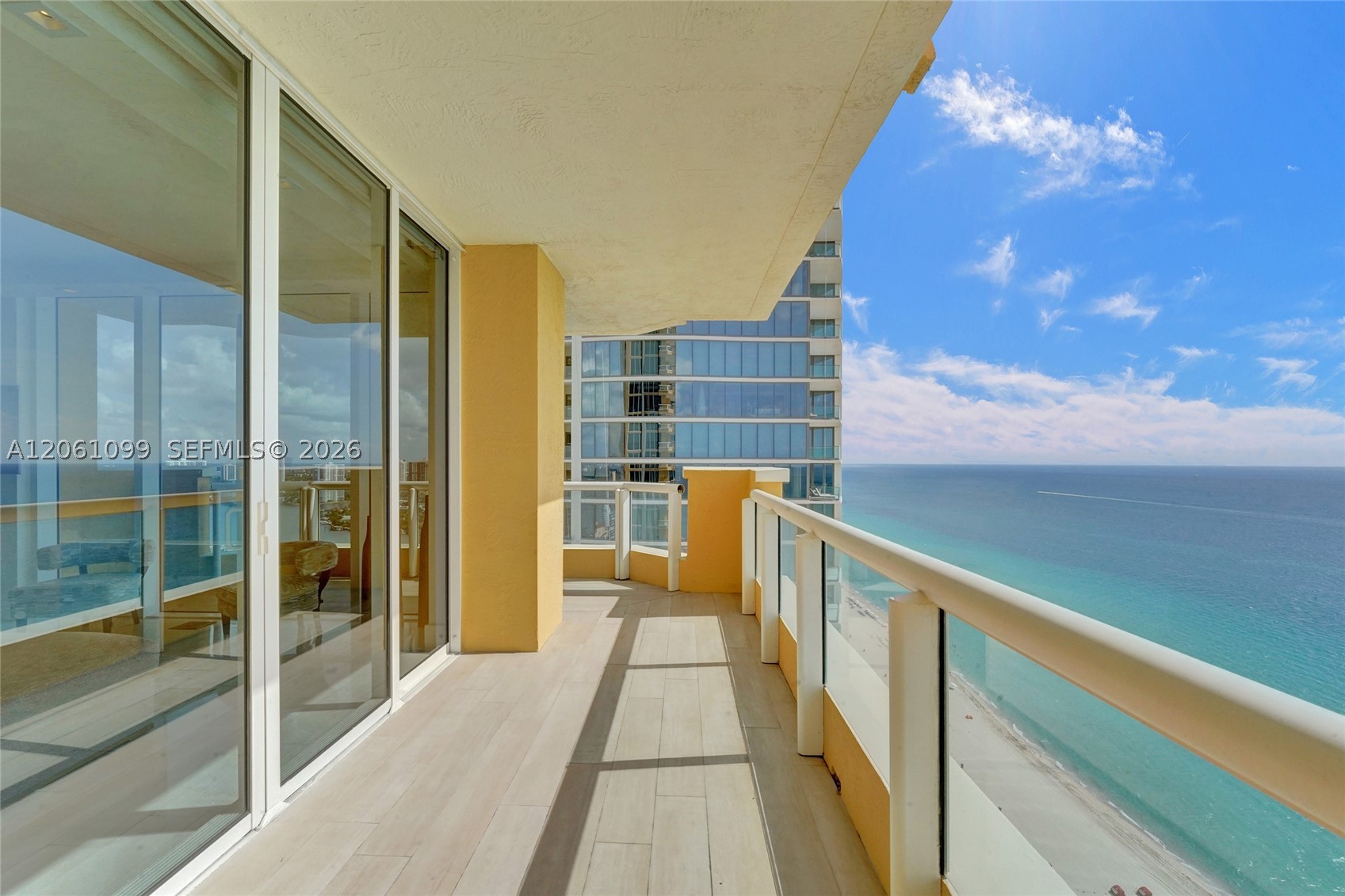 image Acqualina Residences40