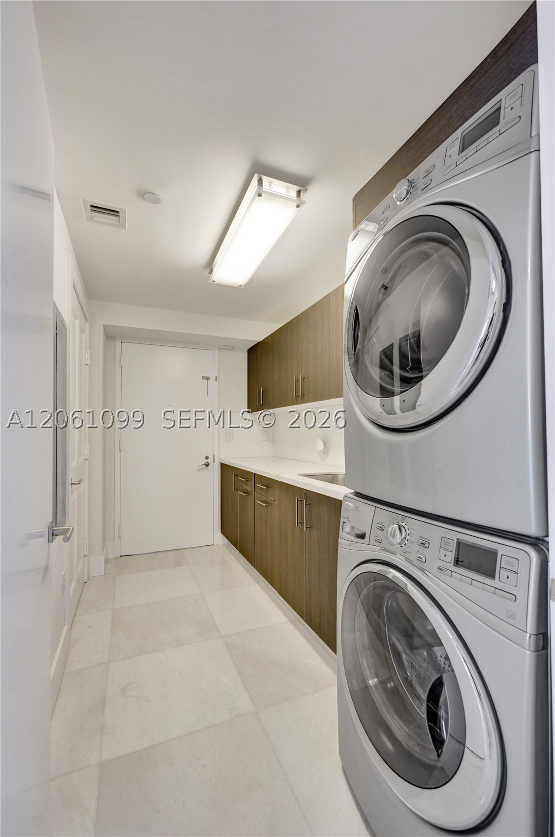 image Acqualina Residences45