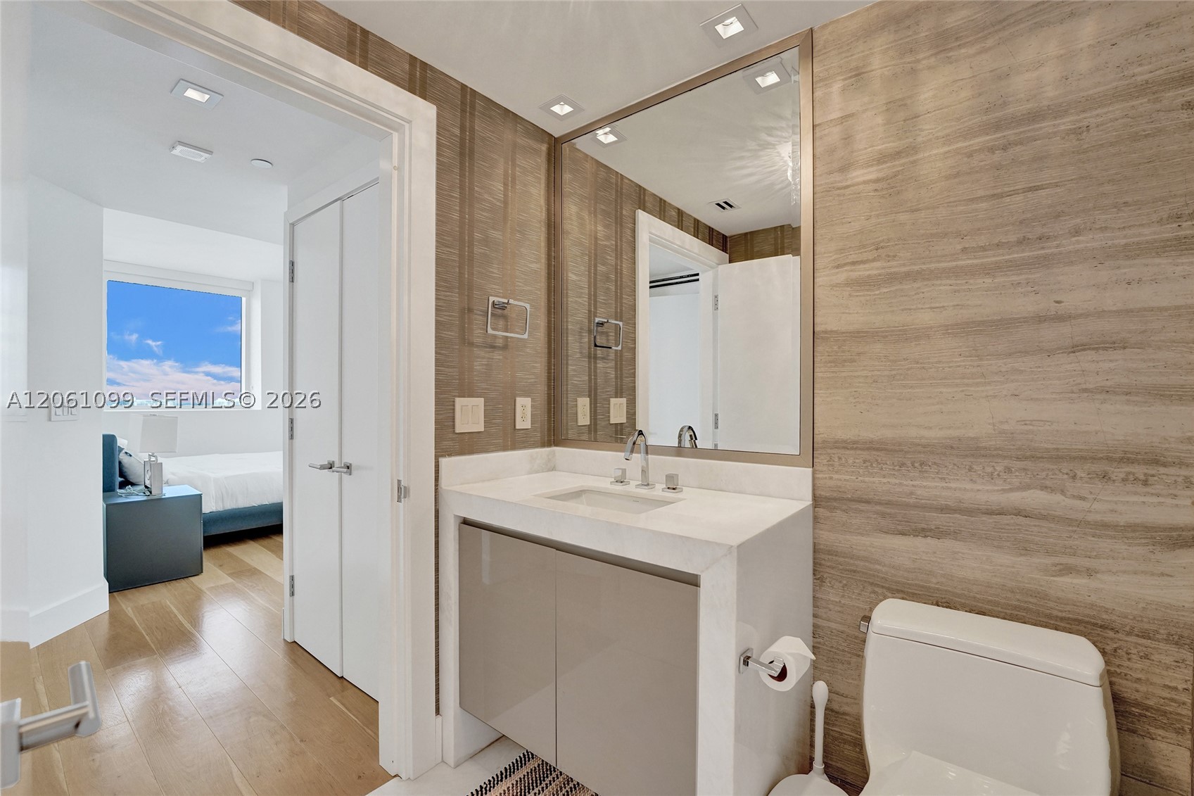 image Acqualina Residences47