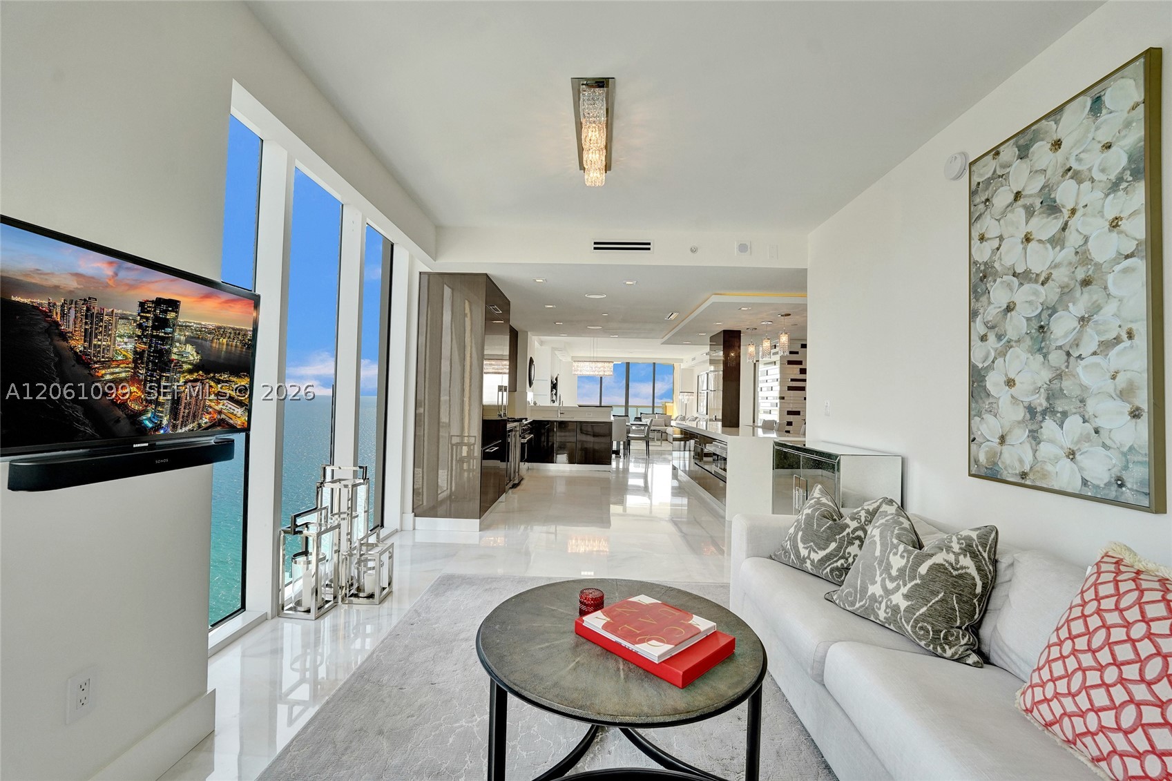 image Acqualina Residences57