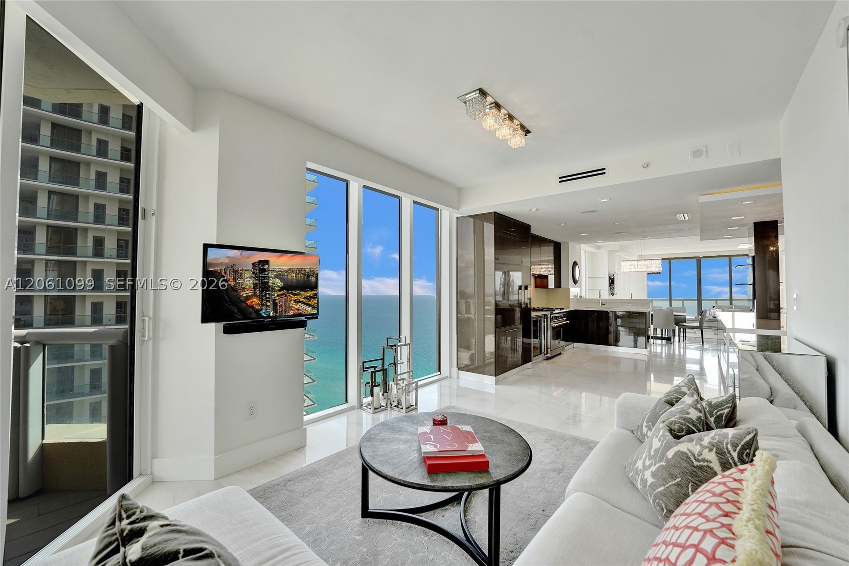 image Acqualina Residences58