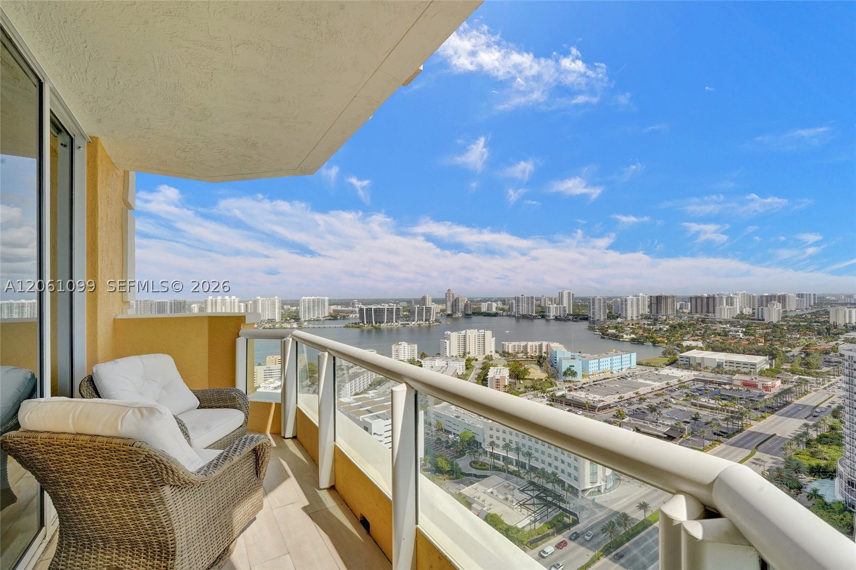image Acqualina Residences59