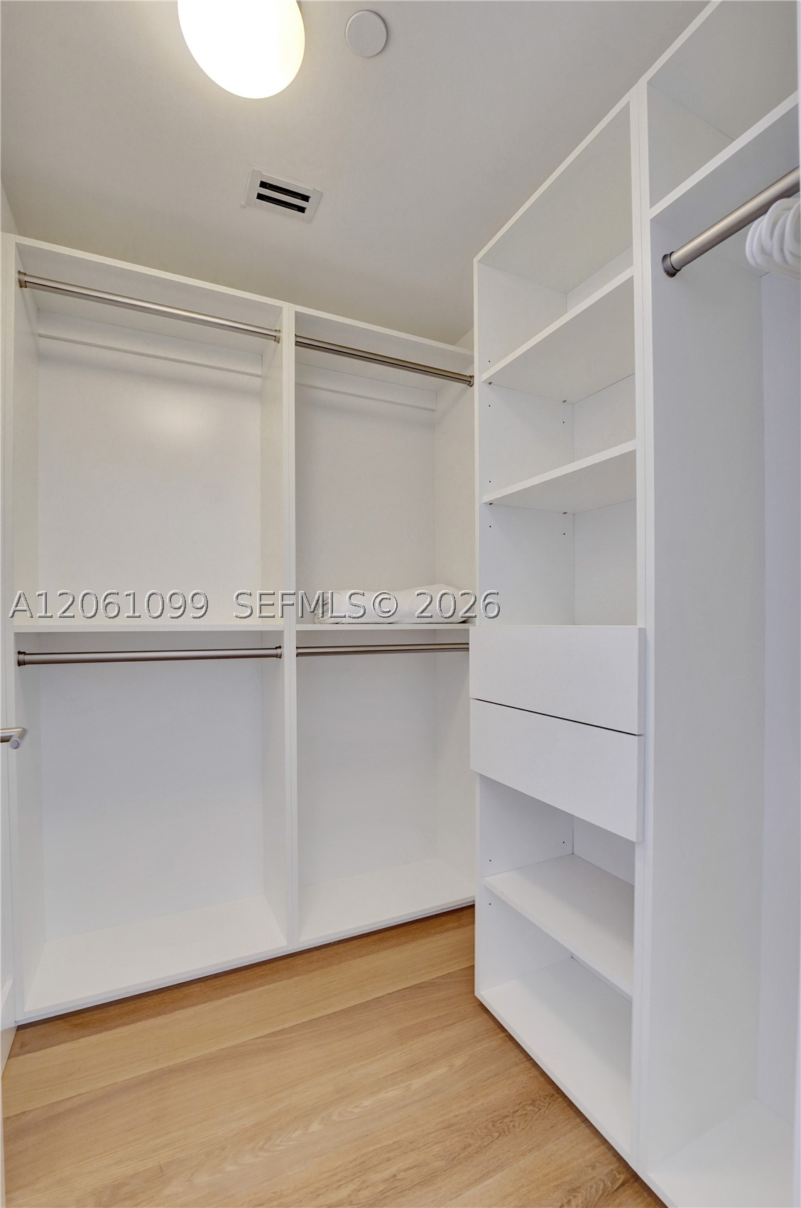 image Acqualina Residences64