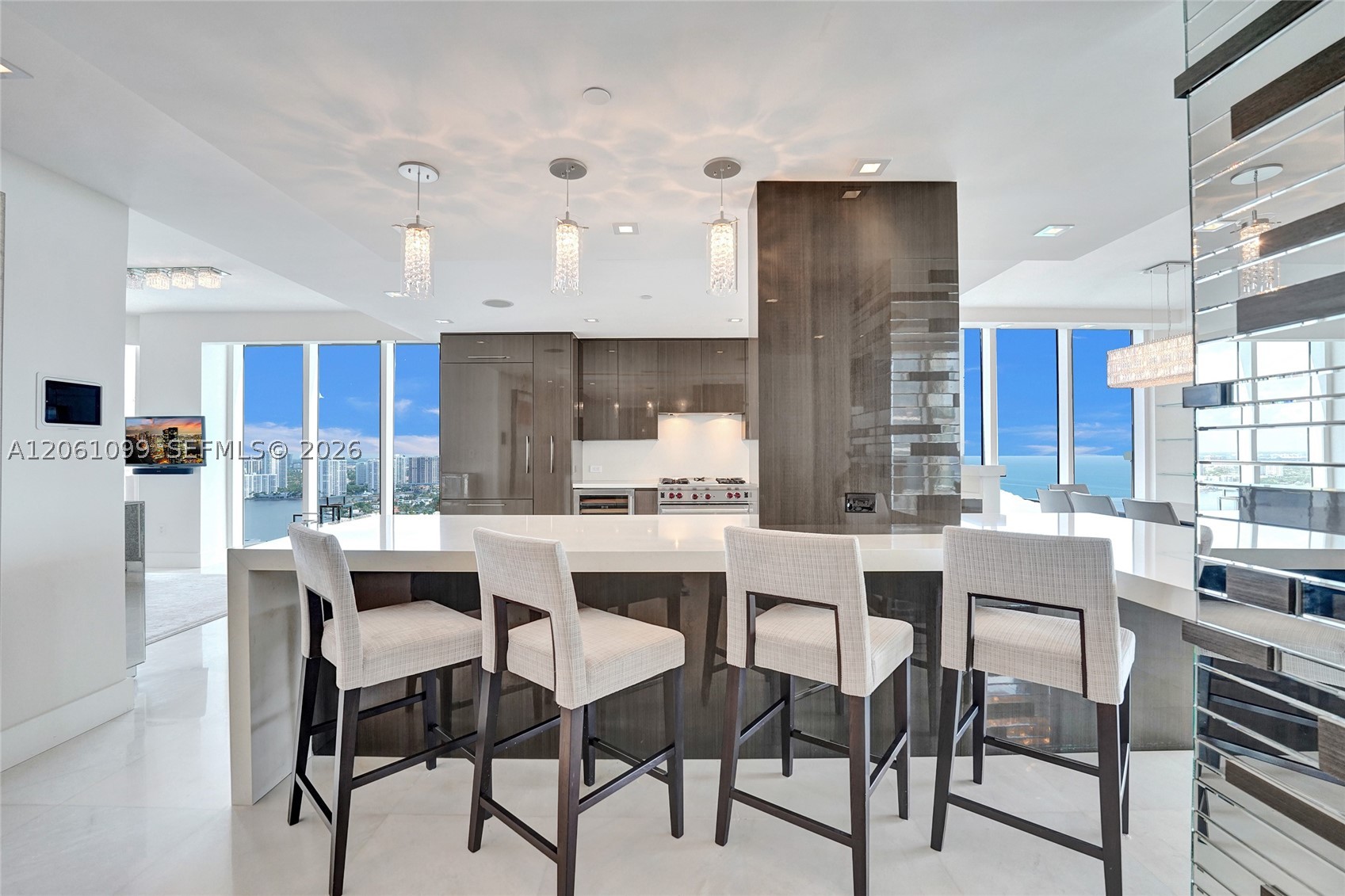 image Acqualina Residences7