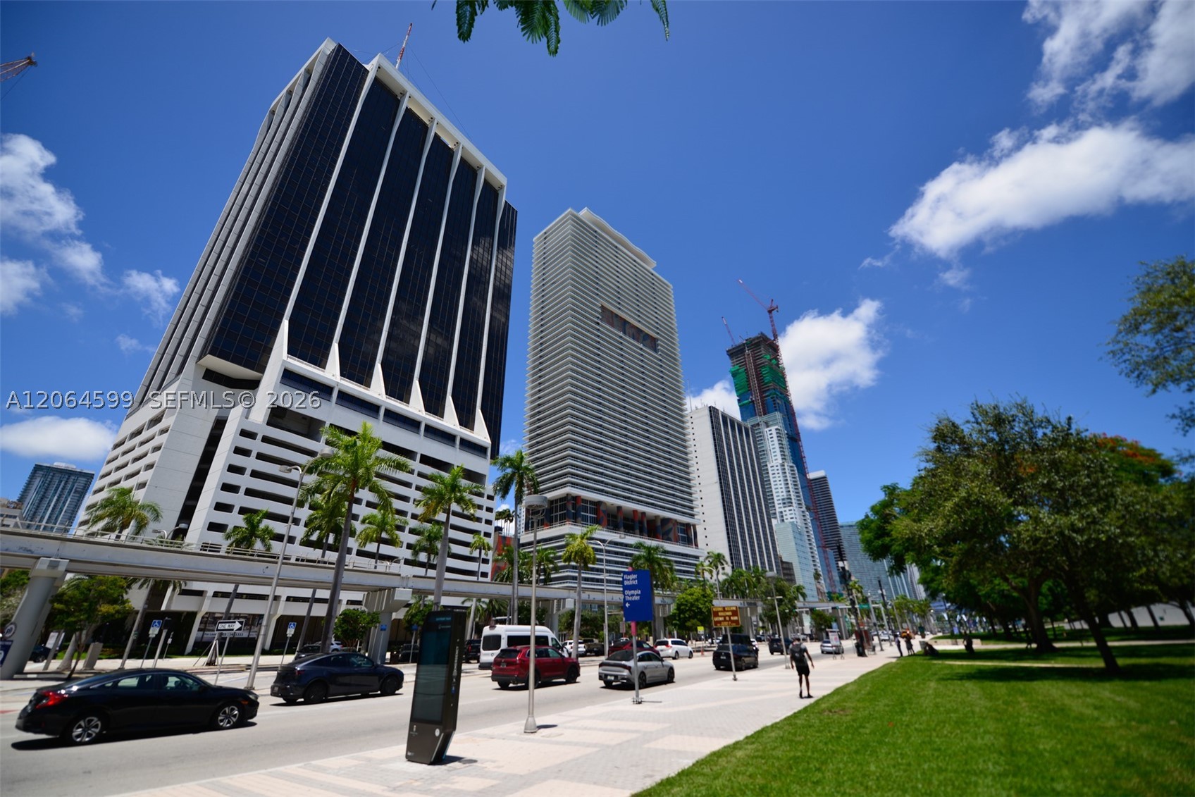 image 50 Biscayne30