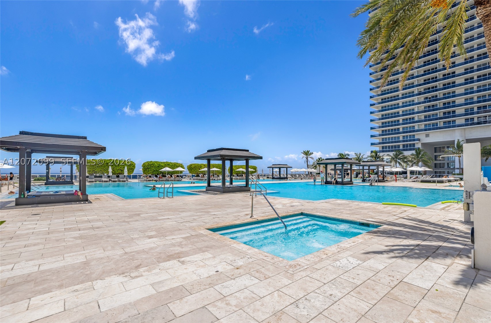 image Beach Club 348
