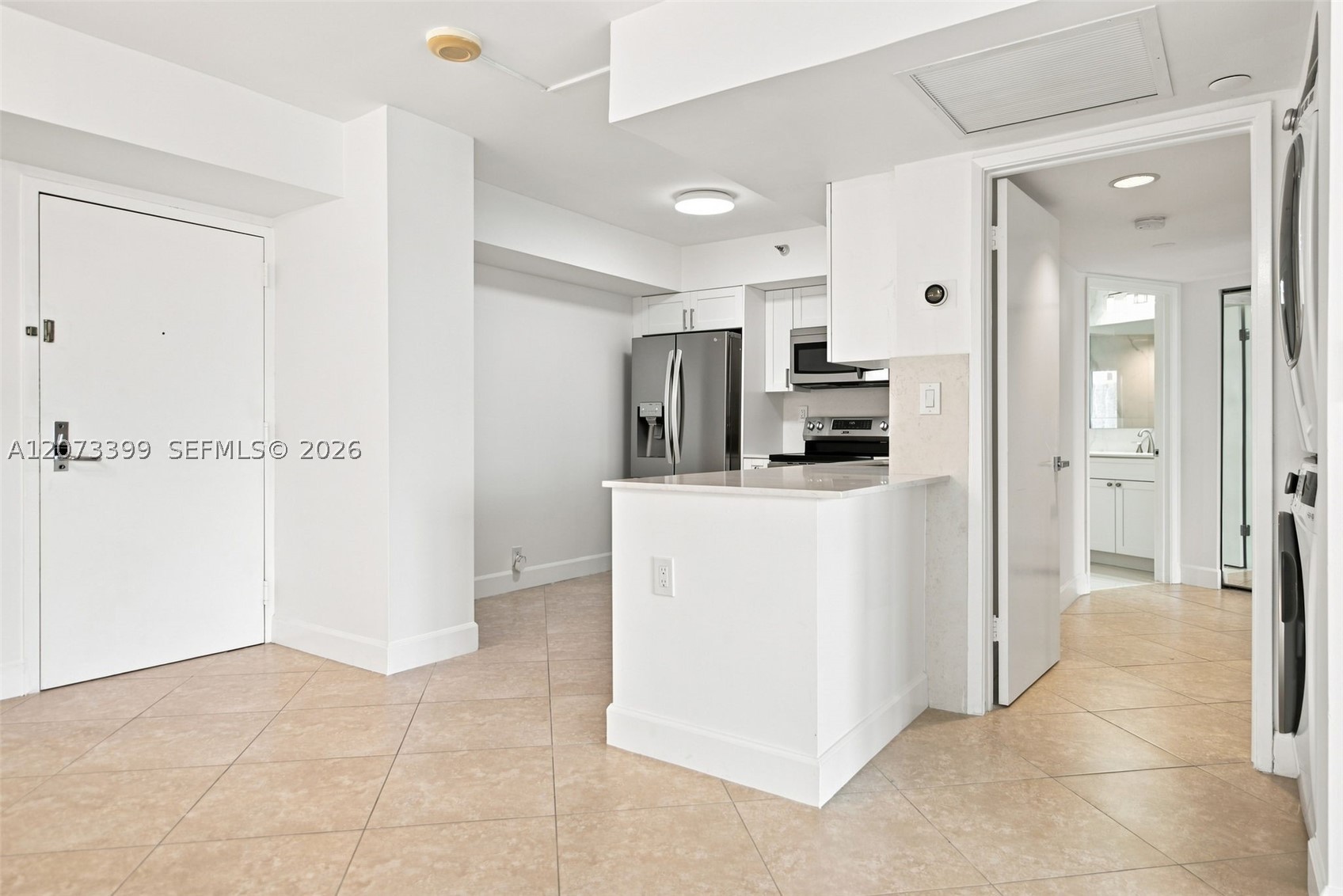 19101 NE 36th Ct #1704 Aventura, FL 33180