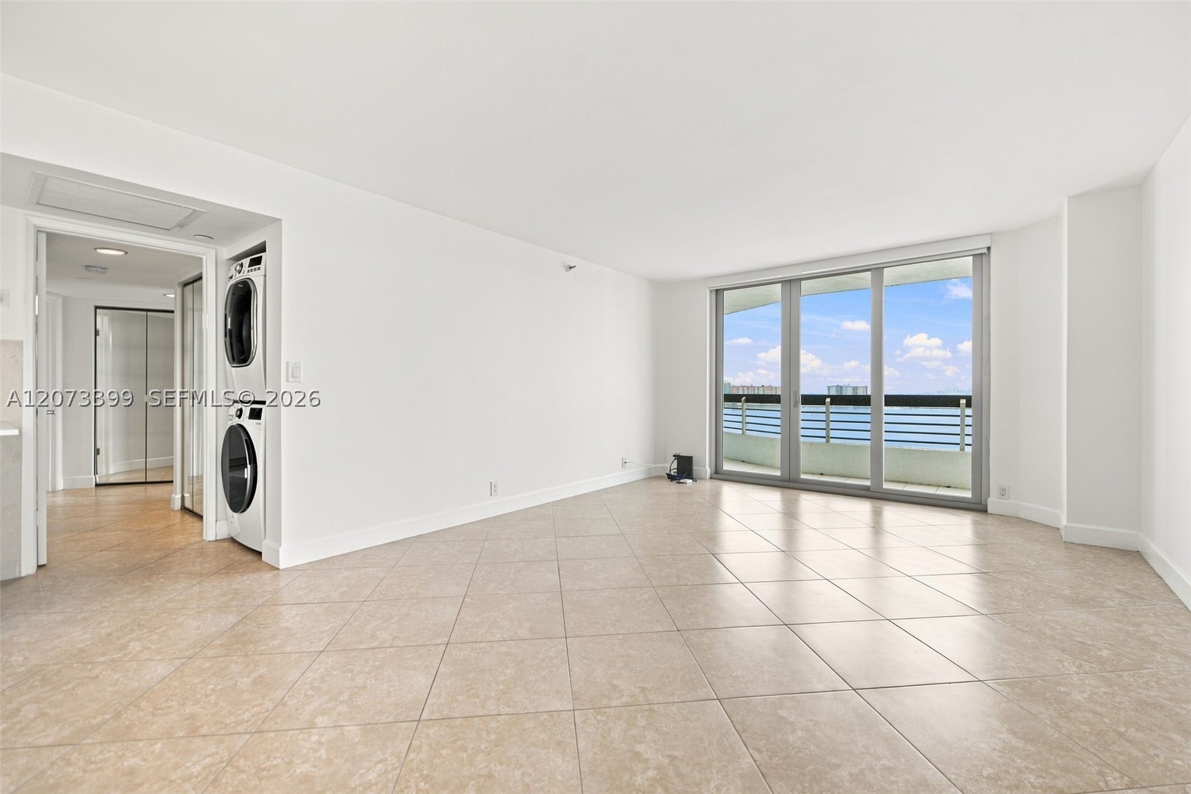 19101 NE 36th Ct #1704 Aventura, FL 33180