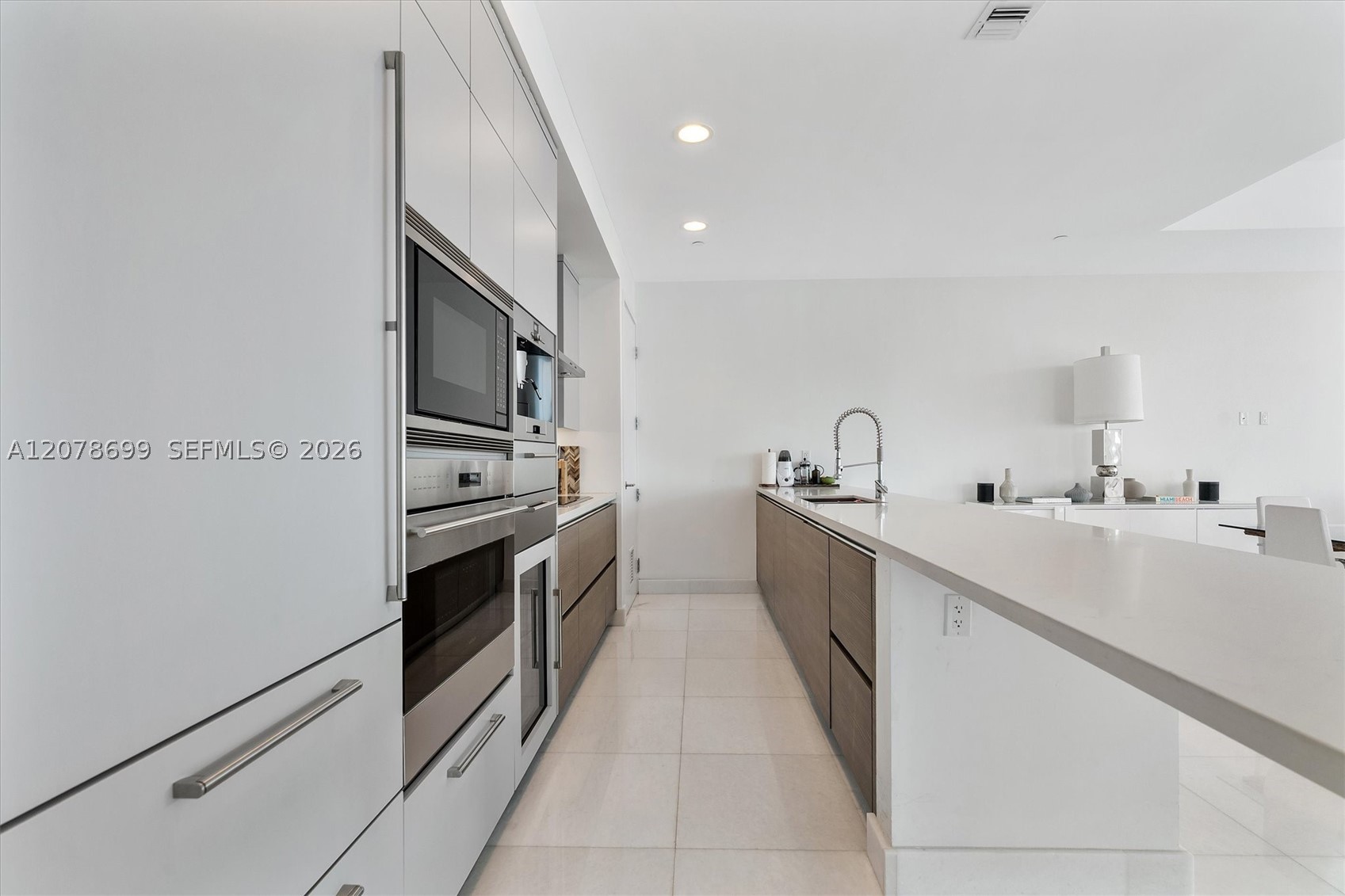 17475 Collins Ave #2203 Sunny Isles Beach, FL 33160