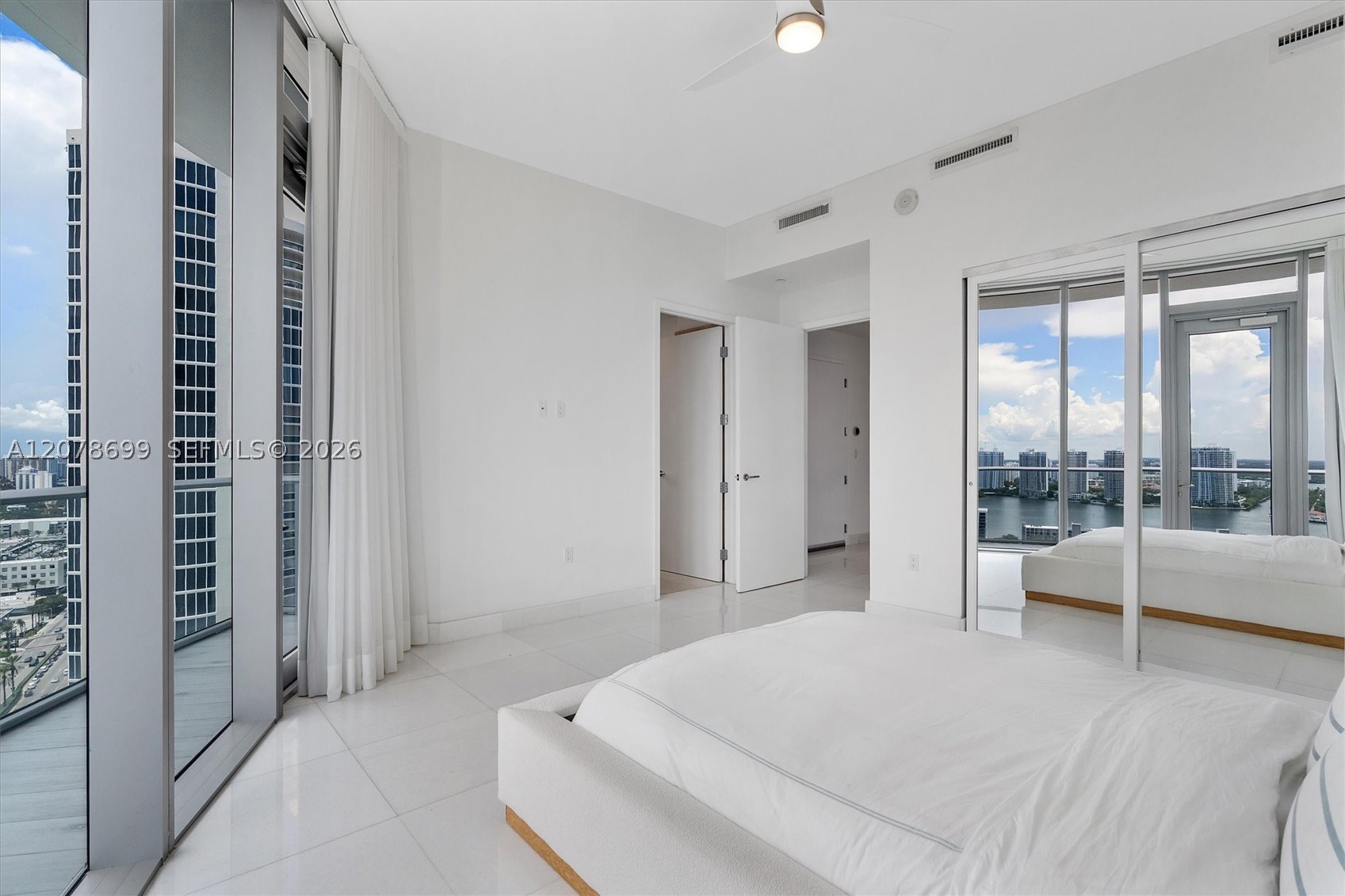 17475 Collins Ave #2203 Sunny Isles Beach, FL 33160