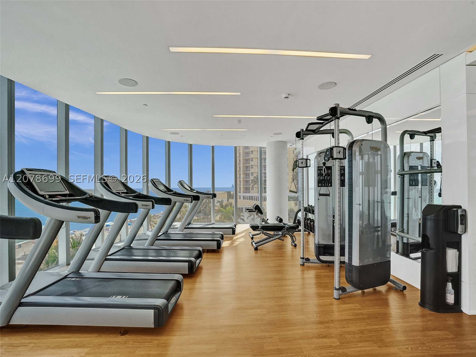 17475 Collins Ave #2203 Sunny Isles Beach, FL 33160