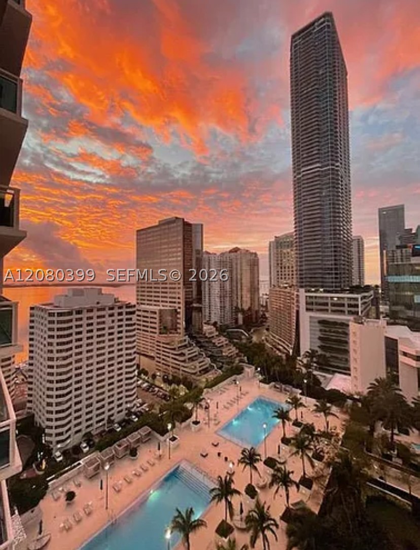 950 Brickell Bay Dr #2203