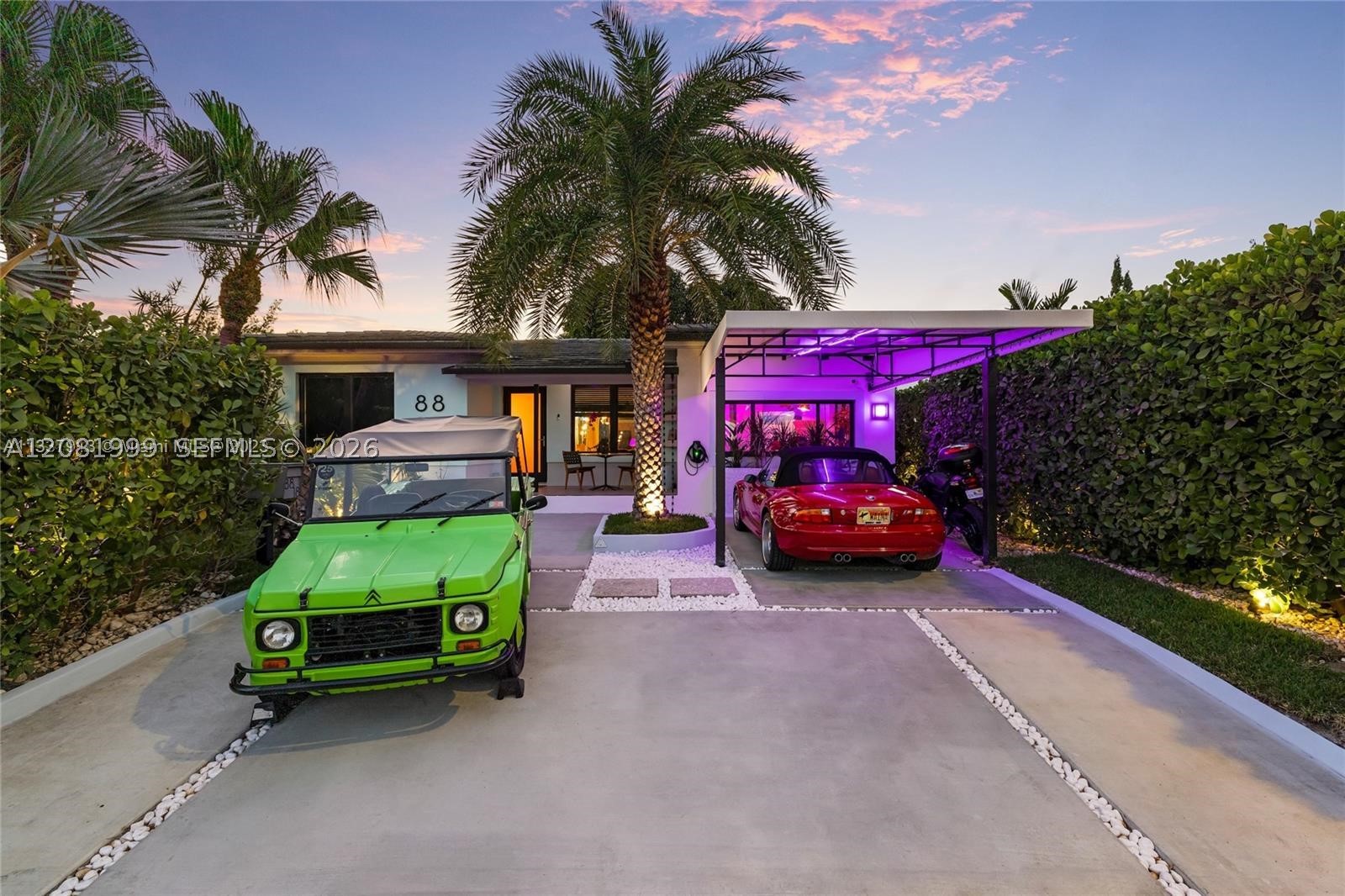 8818 Carlyle Ave Surfside, FL 33154