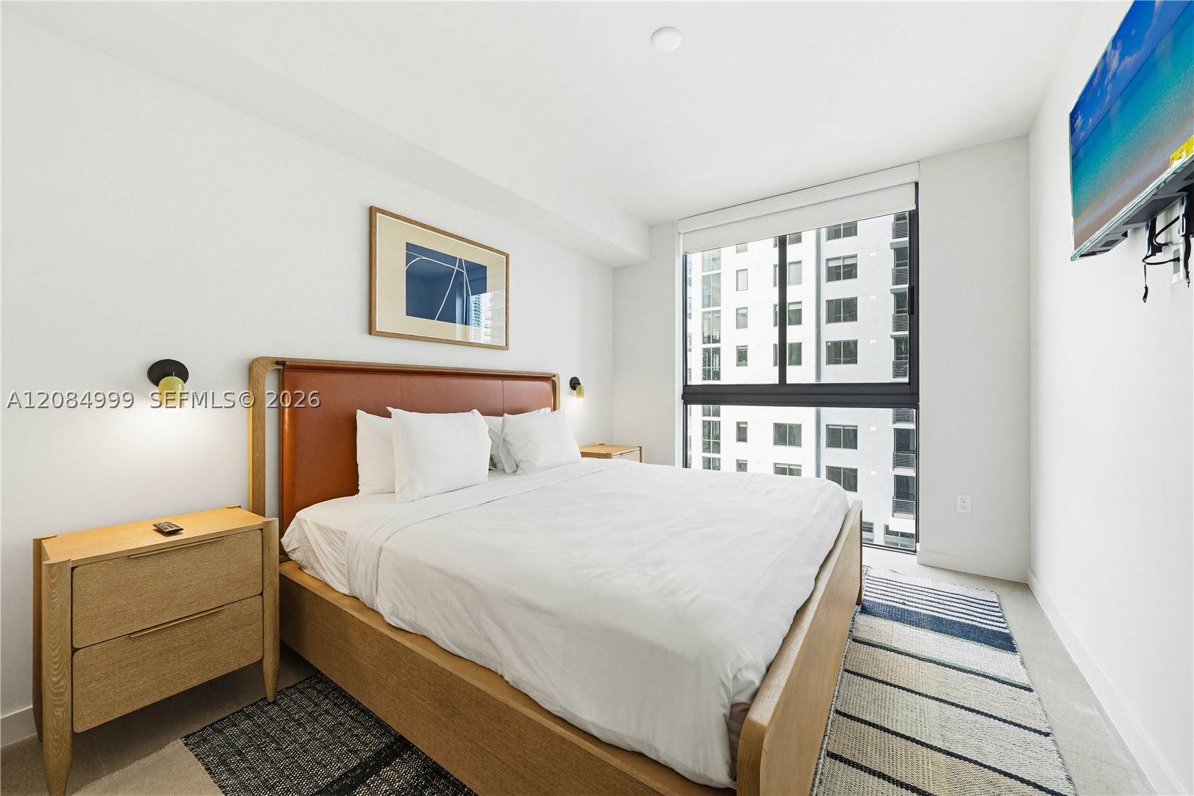 11 NE 6th St #1512
