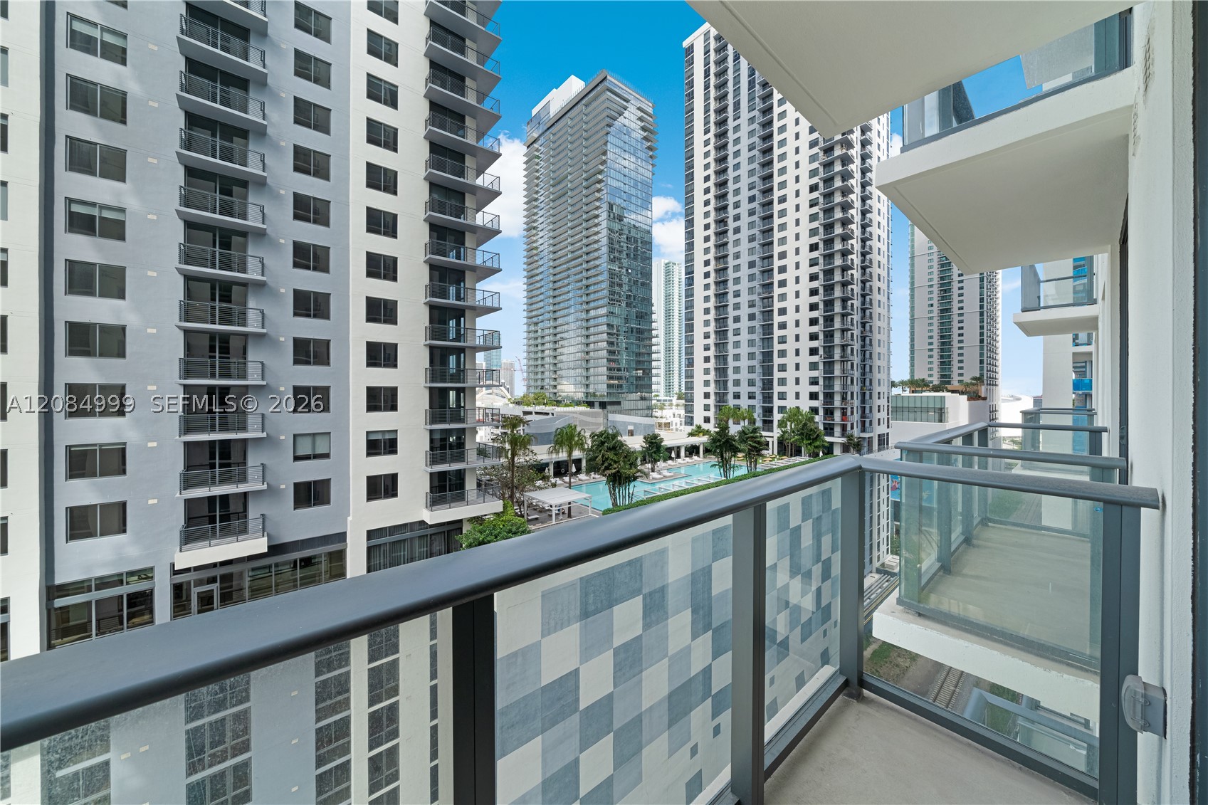 image The Crosby Miami Worldcenter13