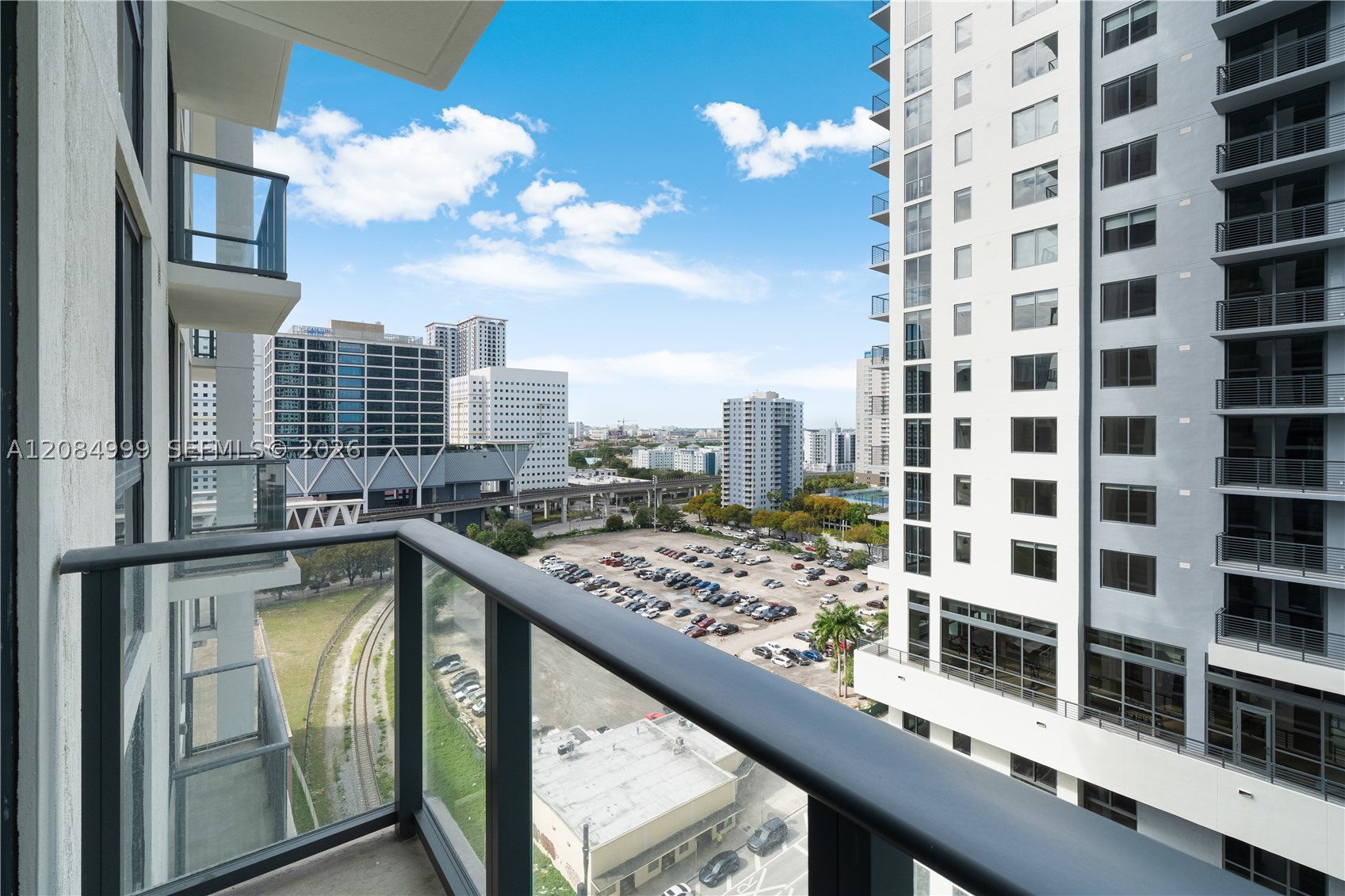 image The Crosby Miami Worldcenter15