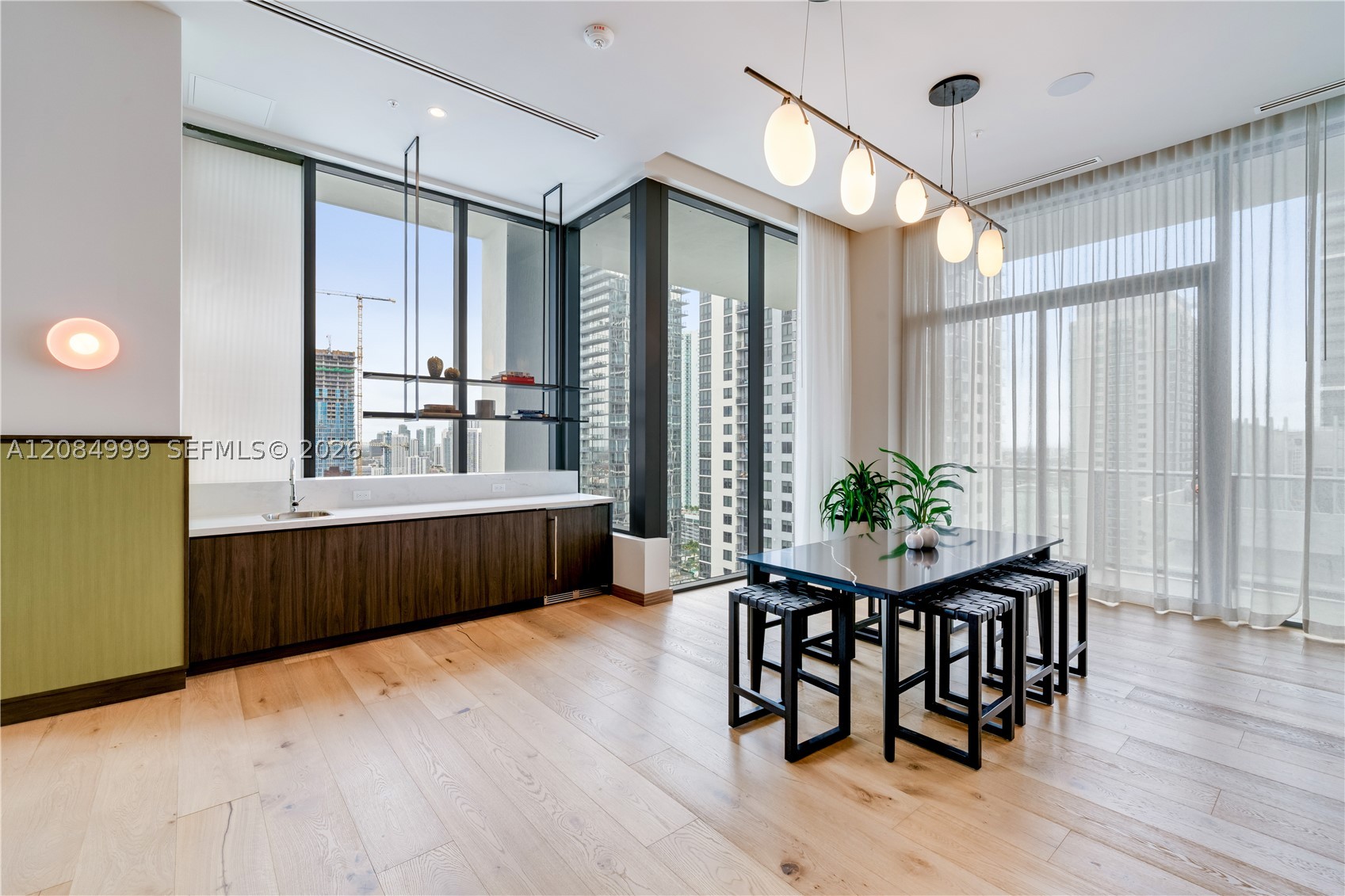 image The Crosby Miami Worldcenter32