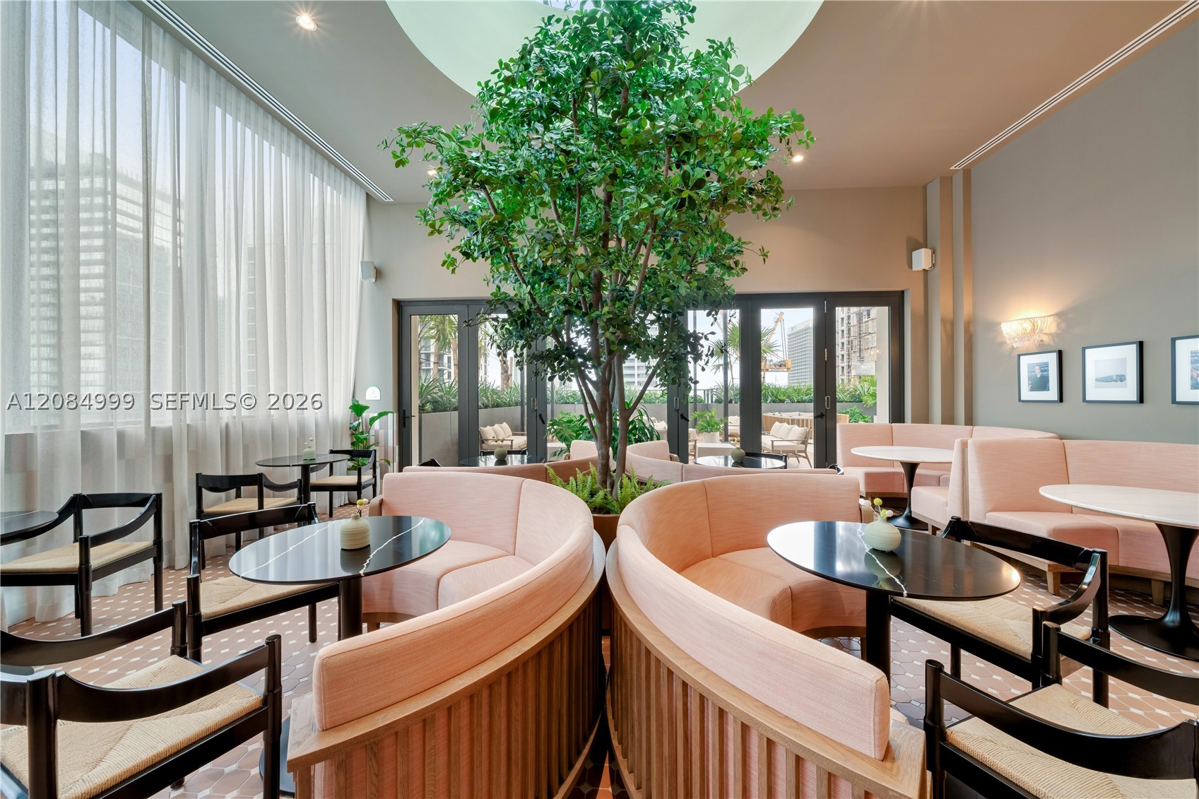 image The Crosby Miami Worldcenter37