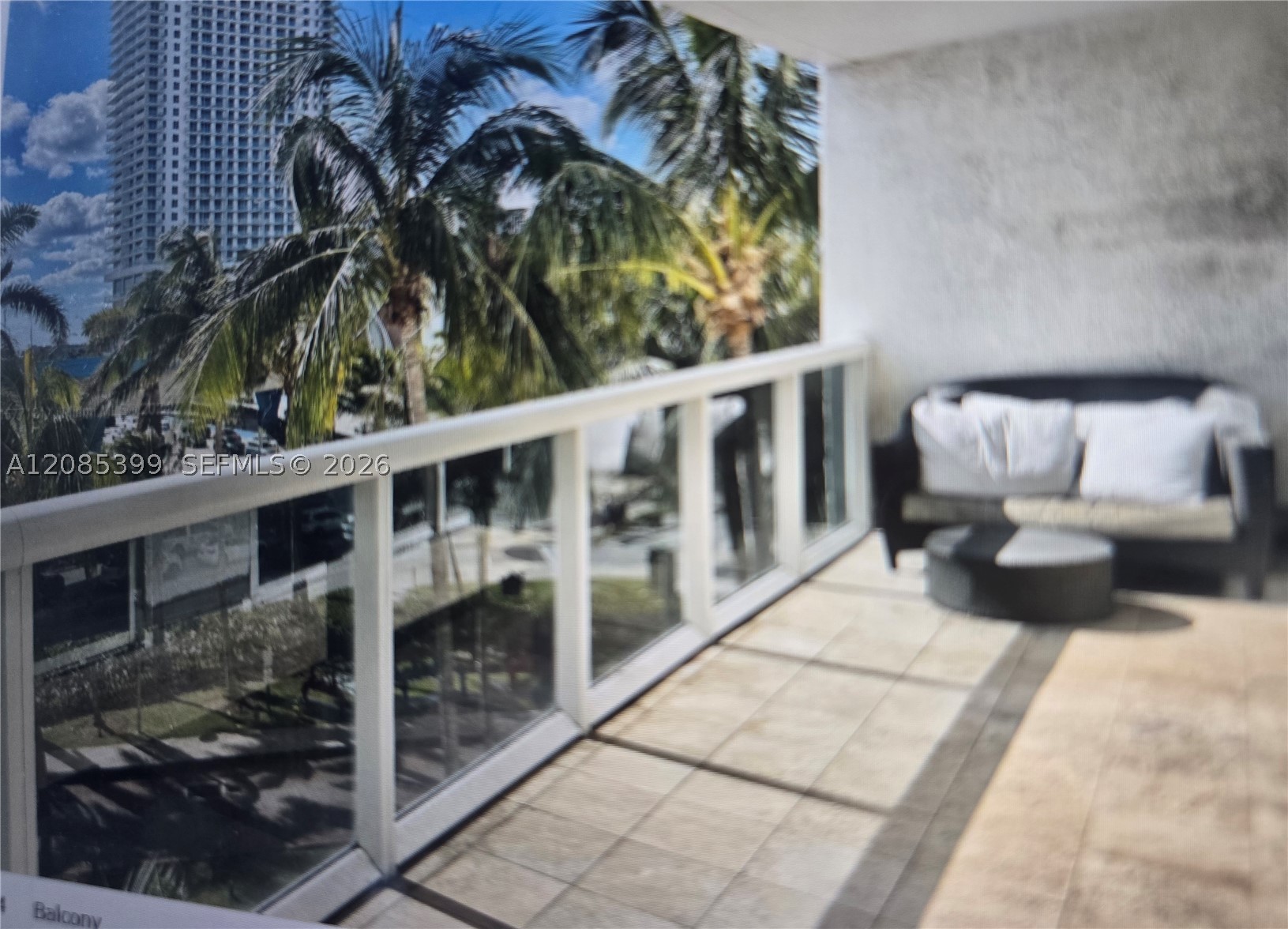 image Beach Club 315