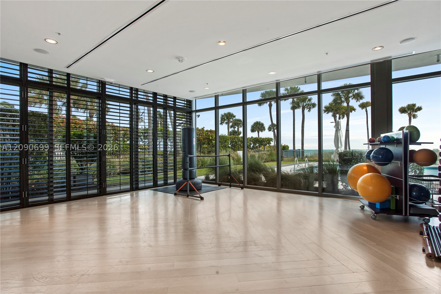 360 Ocean Dr #506S Key Biscayne, FL 33149