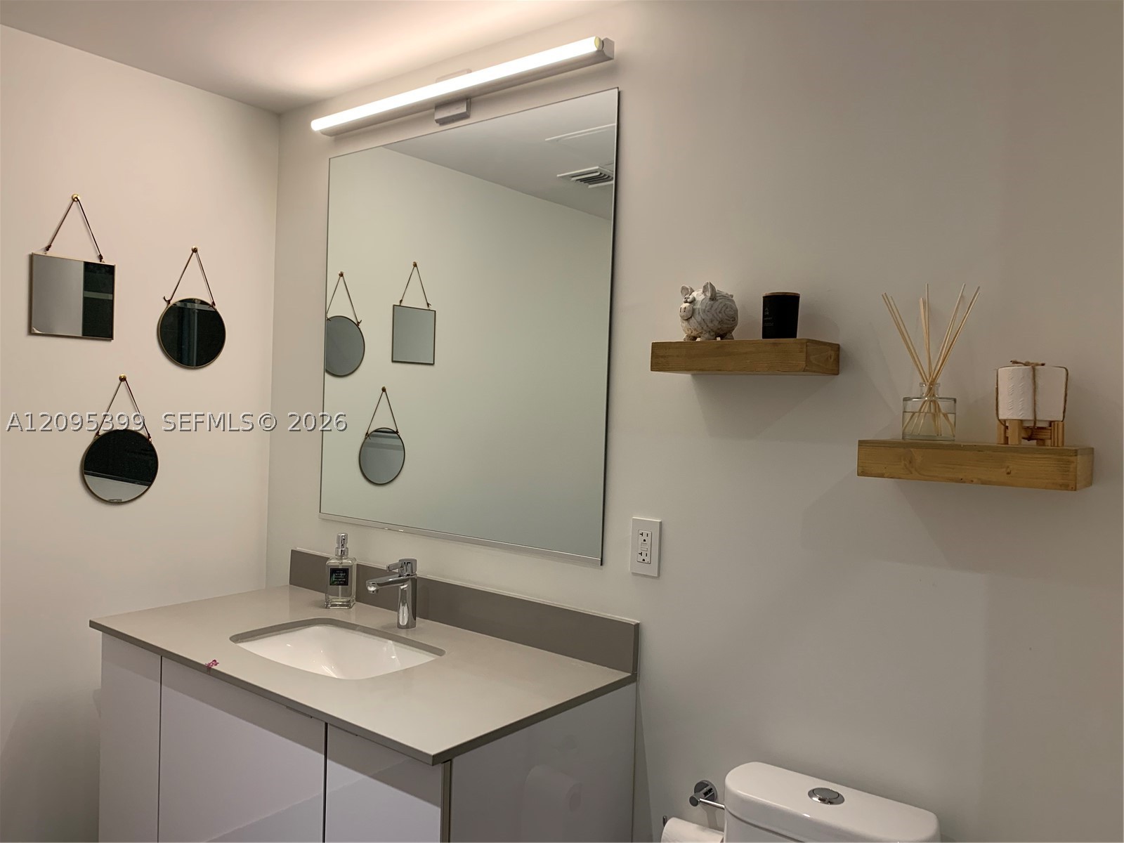 image Canvas10