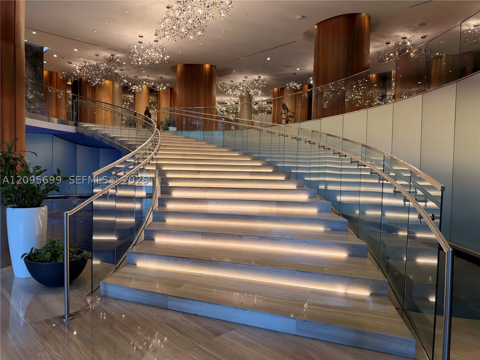 image Aria on the Bay23