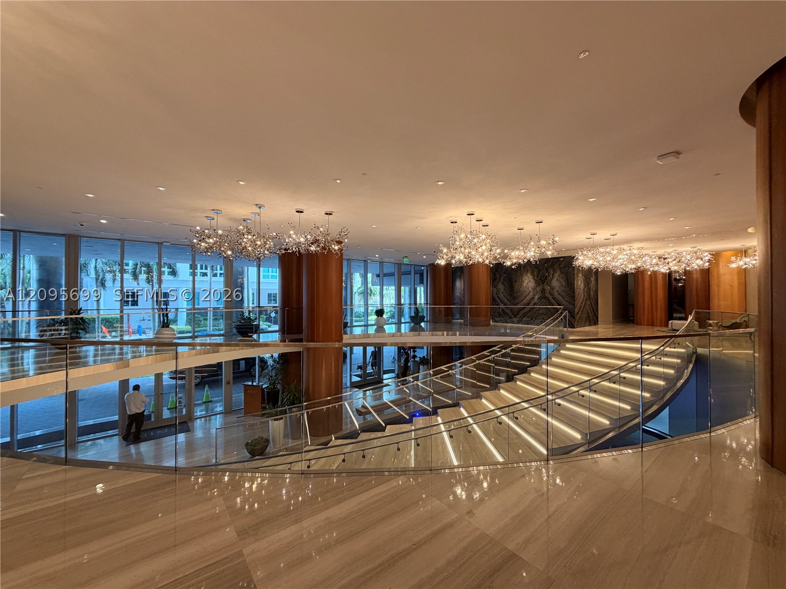 image Aria on the Bay24