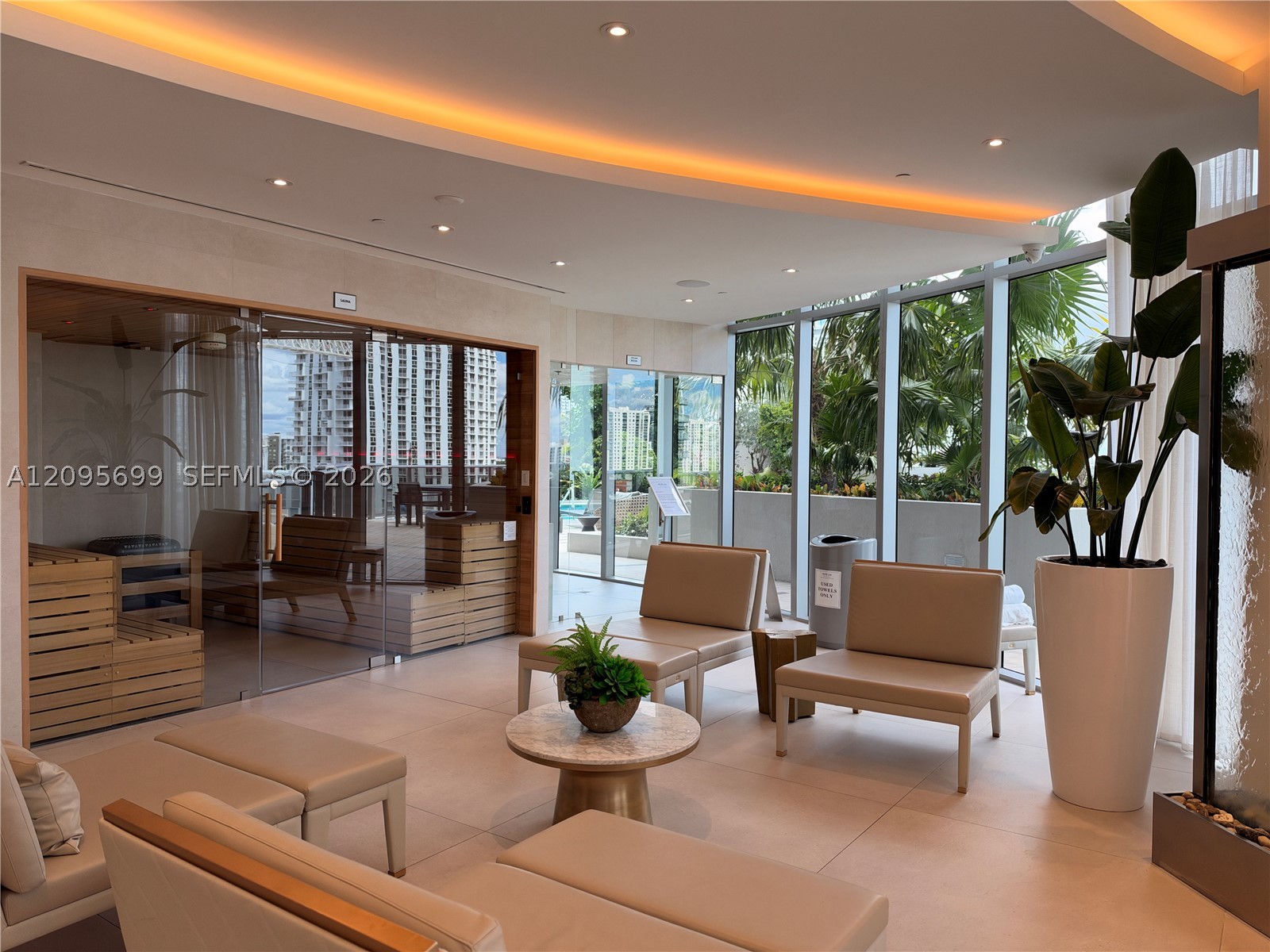 image Aria on the Bay25