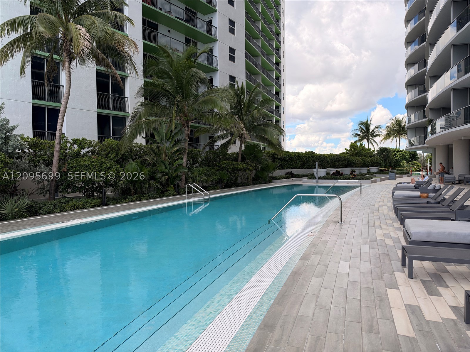 image Aria on the Bay31