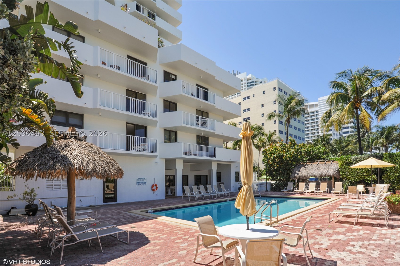 4301 Collins Ave #901 Miami Beach, FL 33140