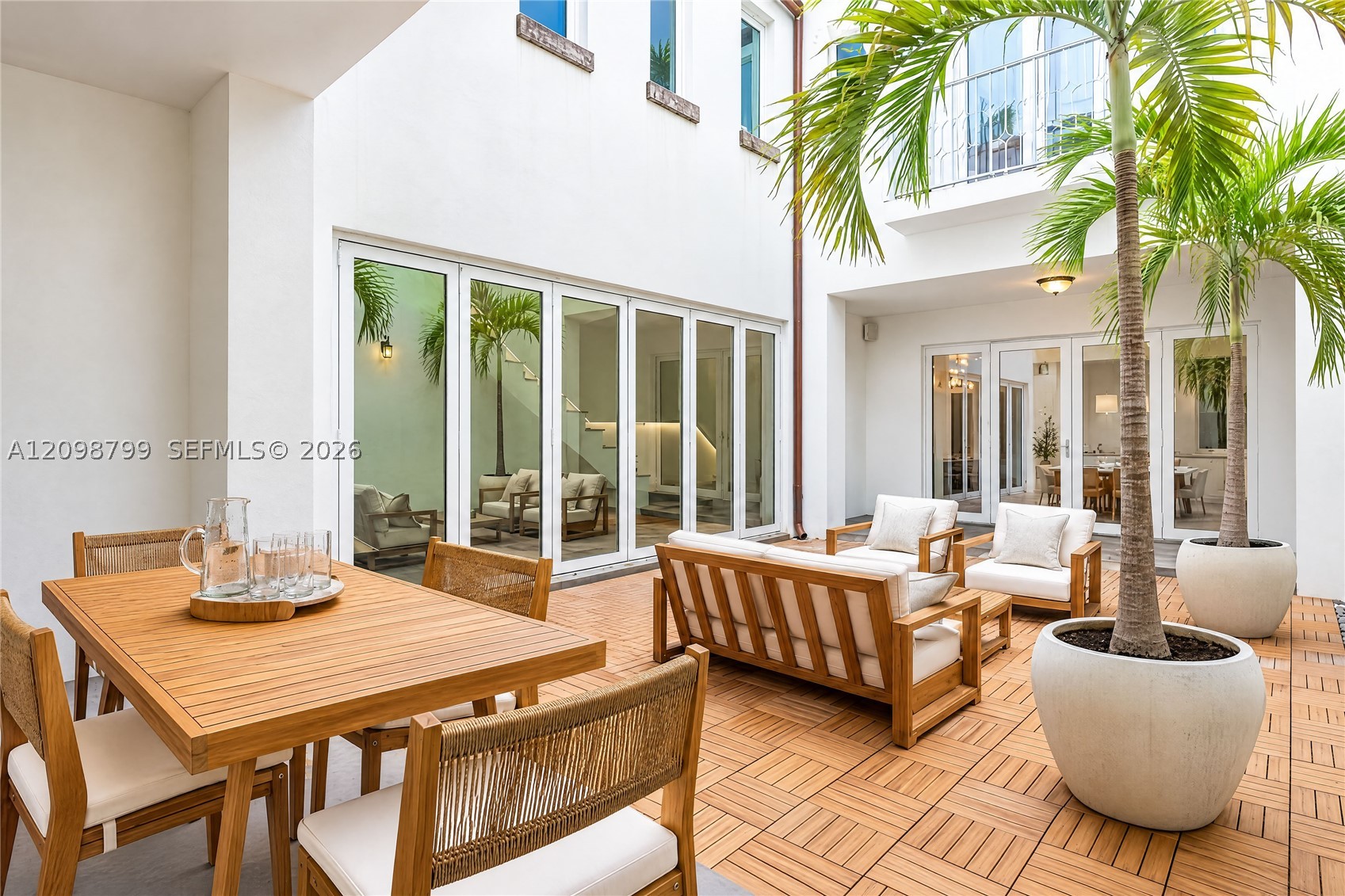 533 Anastasia Ave #533 Coral Gables, FL 33134
