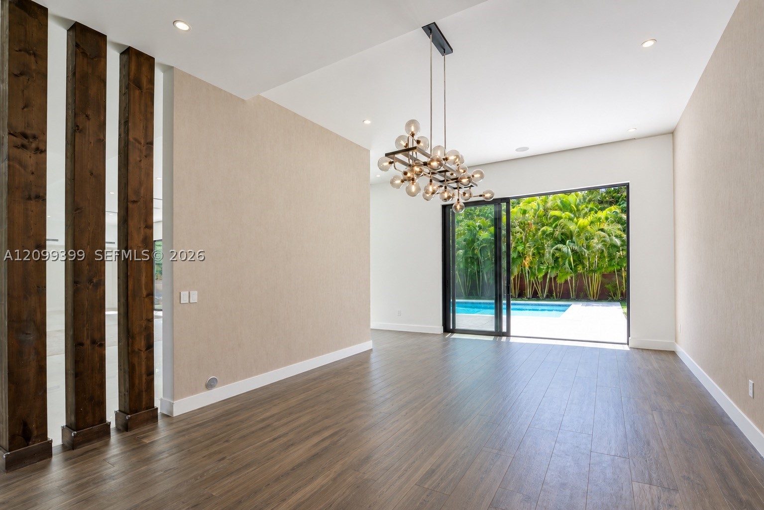 56 Samana Dr Miami, FL 33133