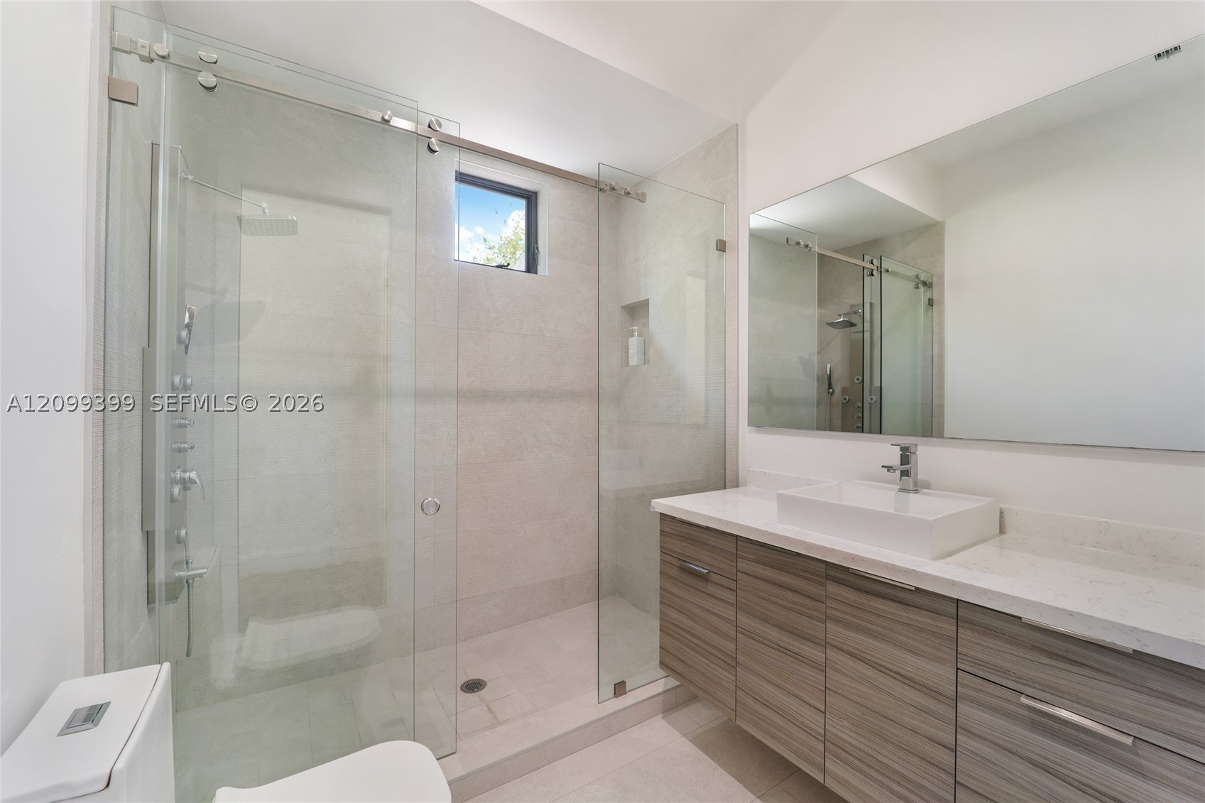56 Samana Dr Miami, FL 33133