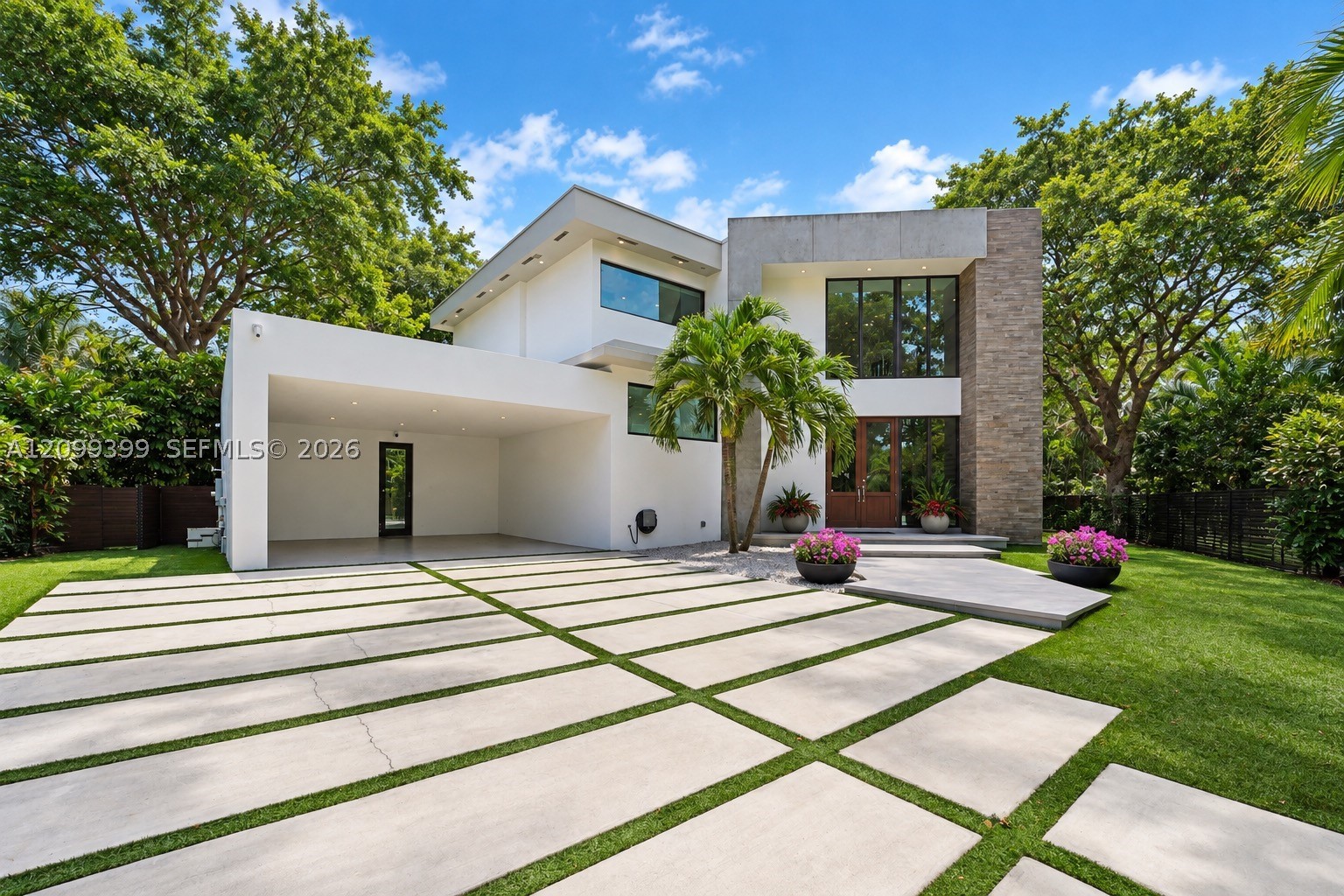 56 Samana Dr Miami, FL 33133