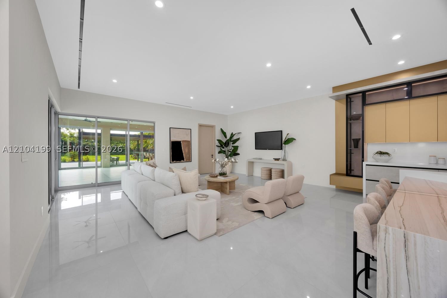11240 SW 95th St Miami, FL 33176