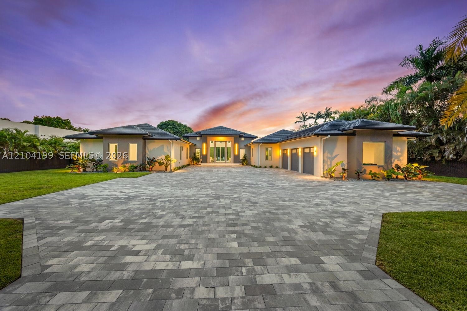 11240 SW 95th St Miami, FL 33176