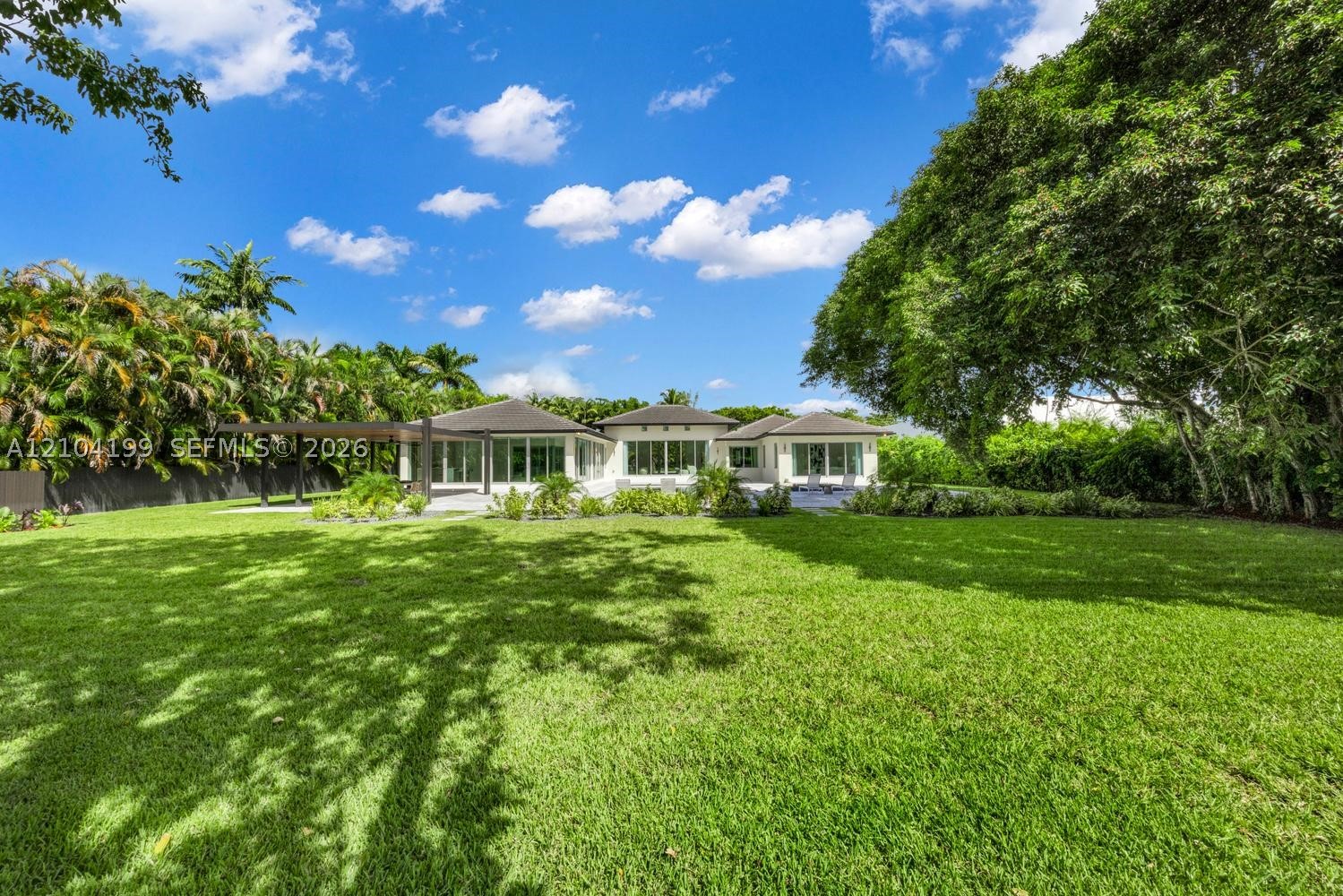 11240 SW 95th St Miami, FL 33176