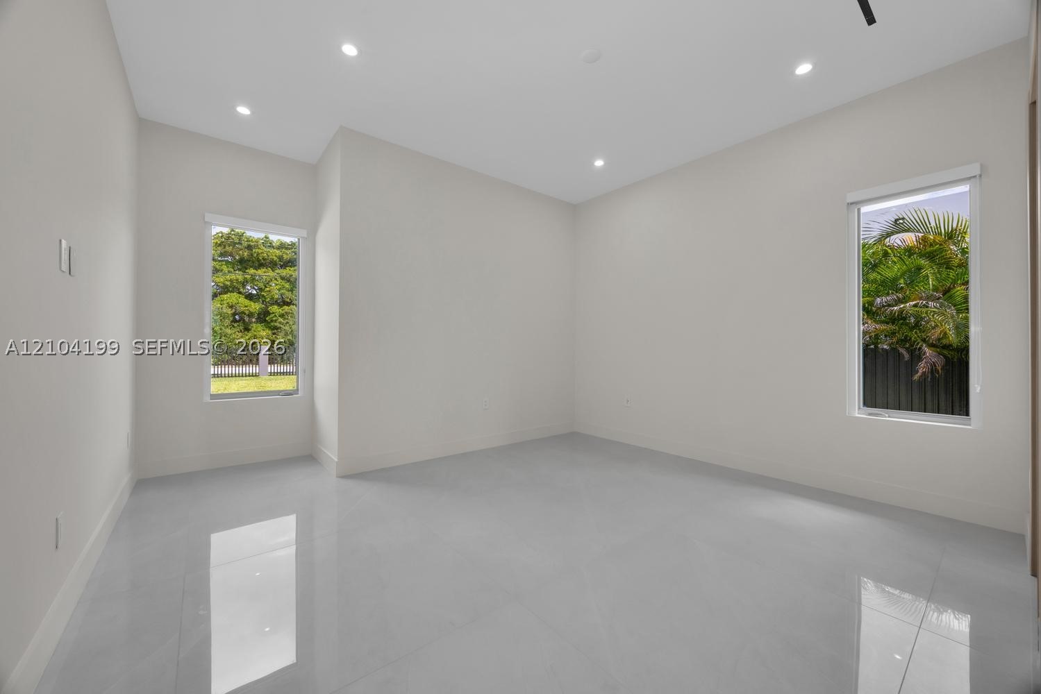 11240 SW 95th St Miami, FL 33176