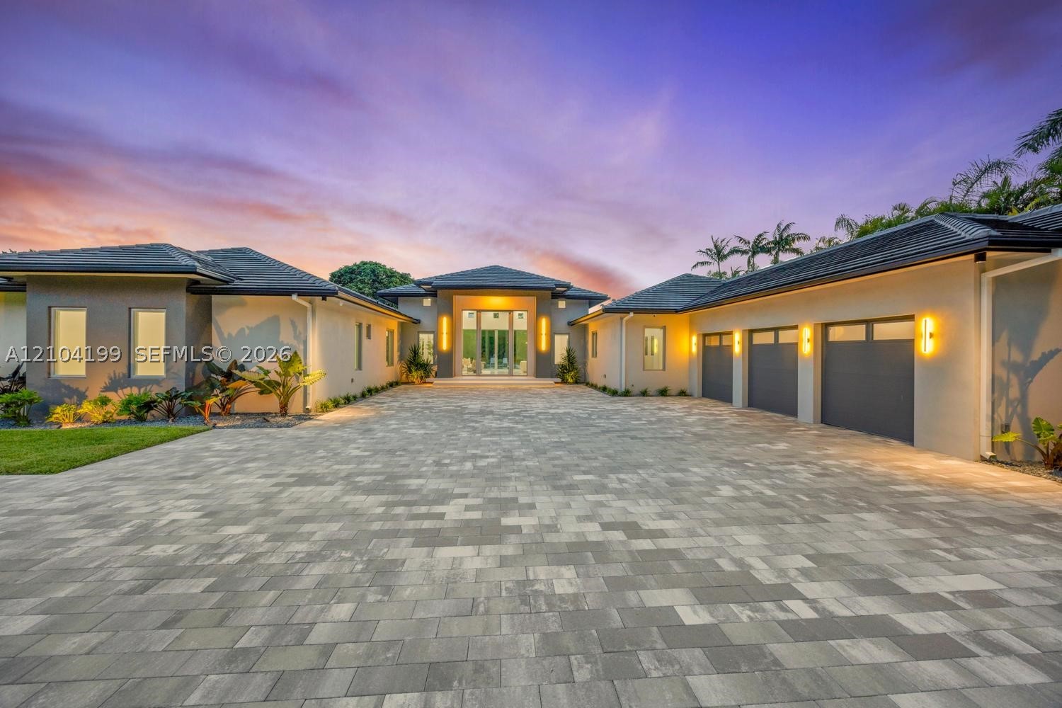 11240 SW 95th St Miami, FL 33176