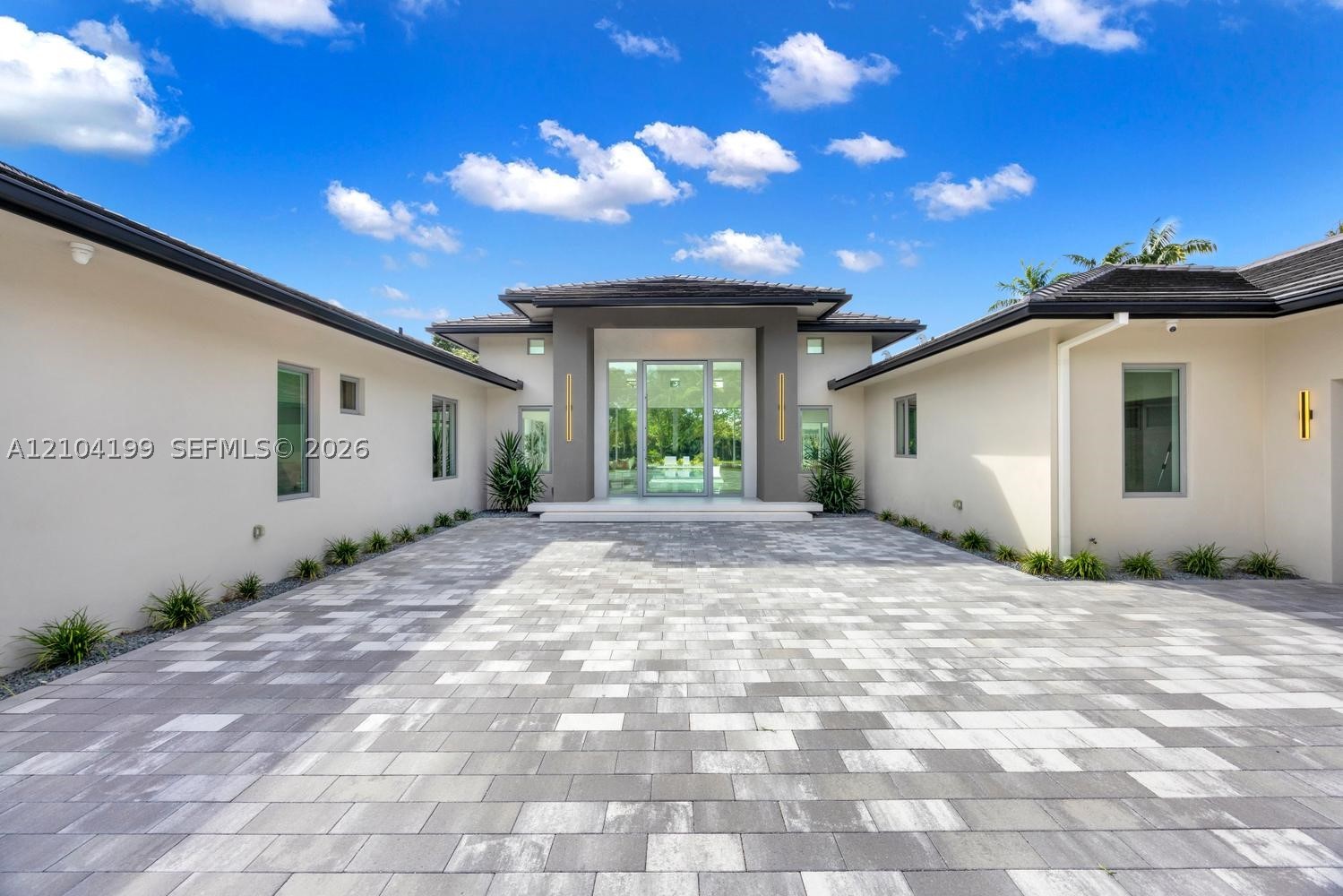 11240 SW 95th St Miami, FL 33176