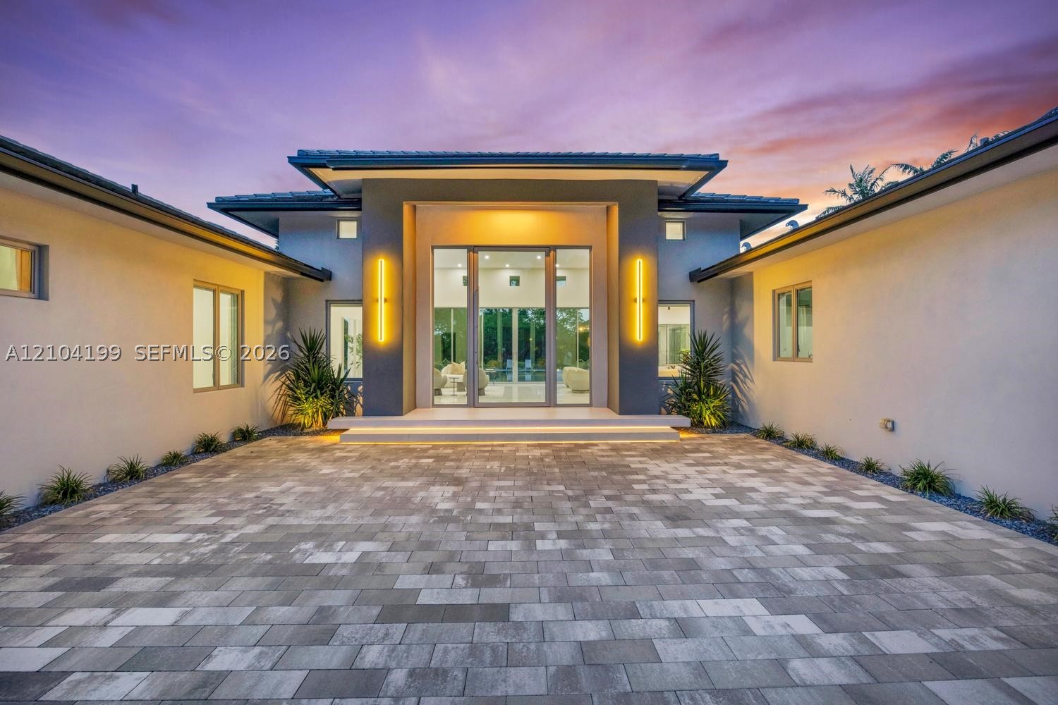 11240 SW 95th St Miami, FL 33176
